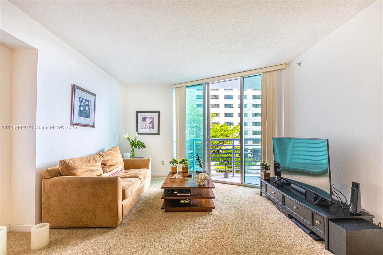 335 S BISCAYNE BL #902, Miami FL 33131