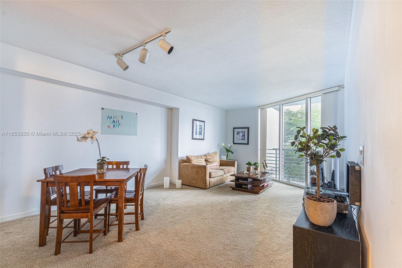 335 S BISCAYNE BL #902, Miami FL 33131