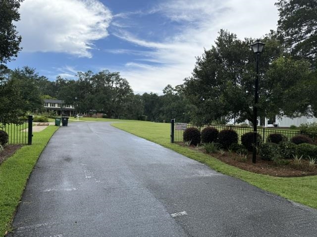 xxx Southern Oaks Drive