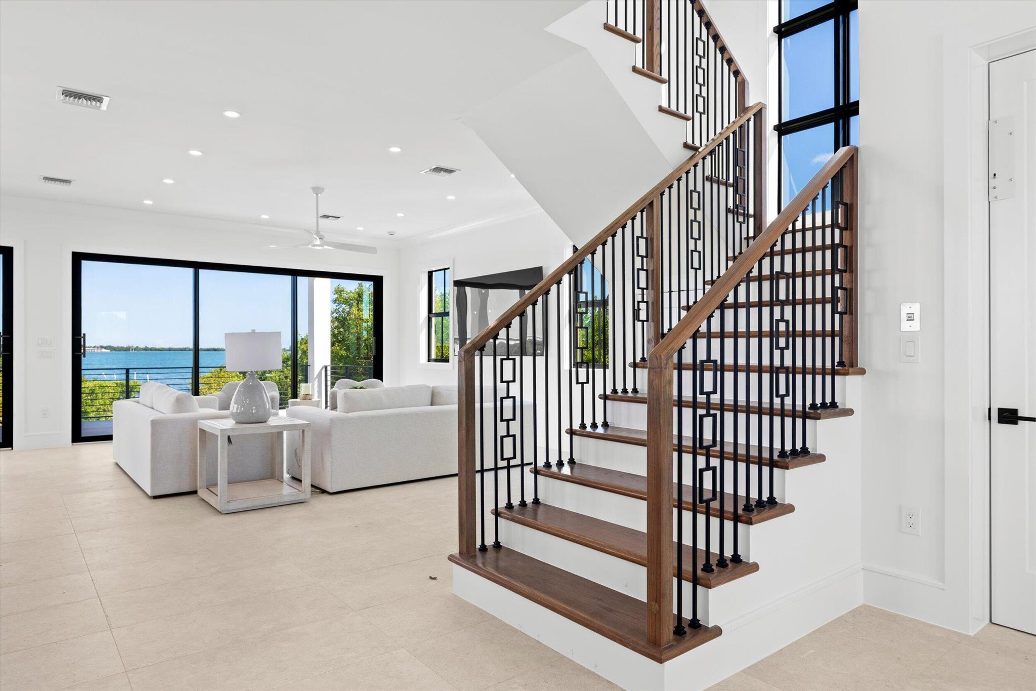 Homes for sale in Key West, FL | 231 E Shore Dr #Unit 3, Key West, FL 33040 | MLS# R11113457