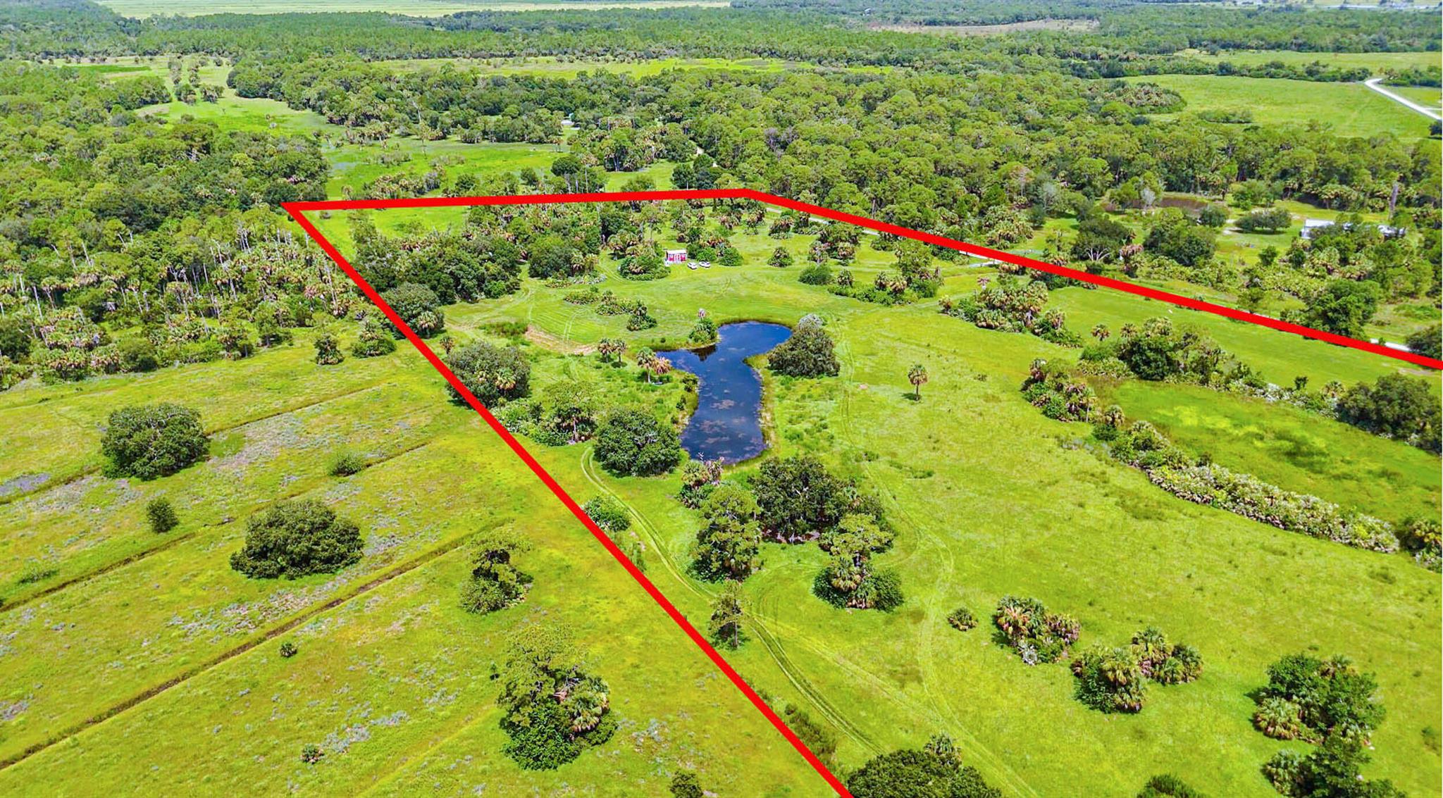 Homes for sale in Indiantown, FL | 4902 Sw Wild Turkey Lane, Indiantown, FL 34956 | MLS# R11113468