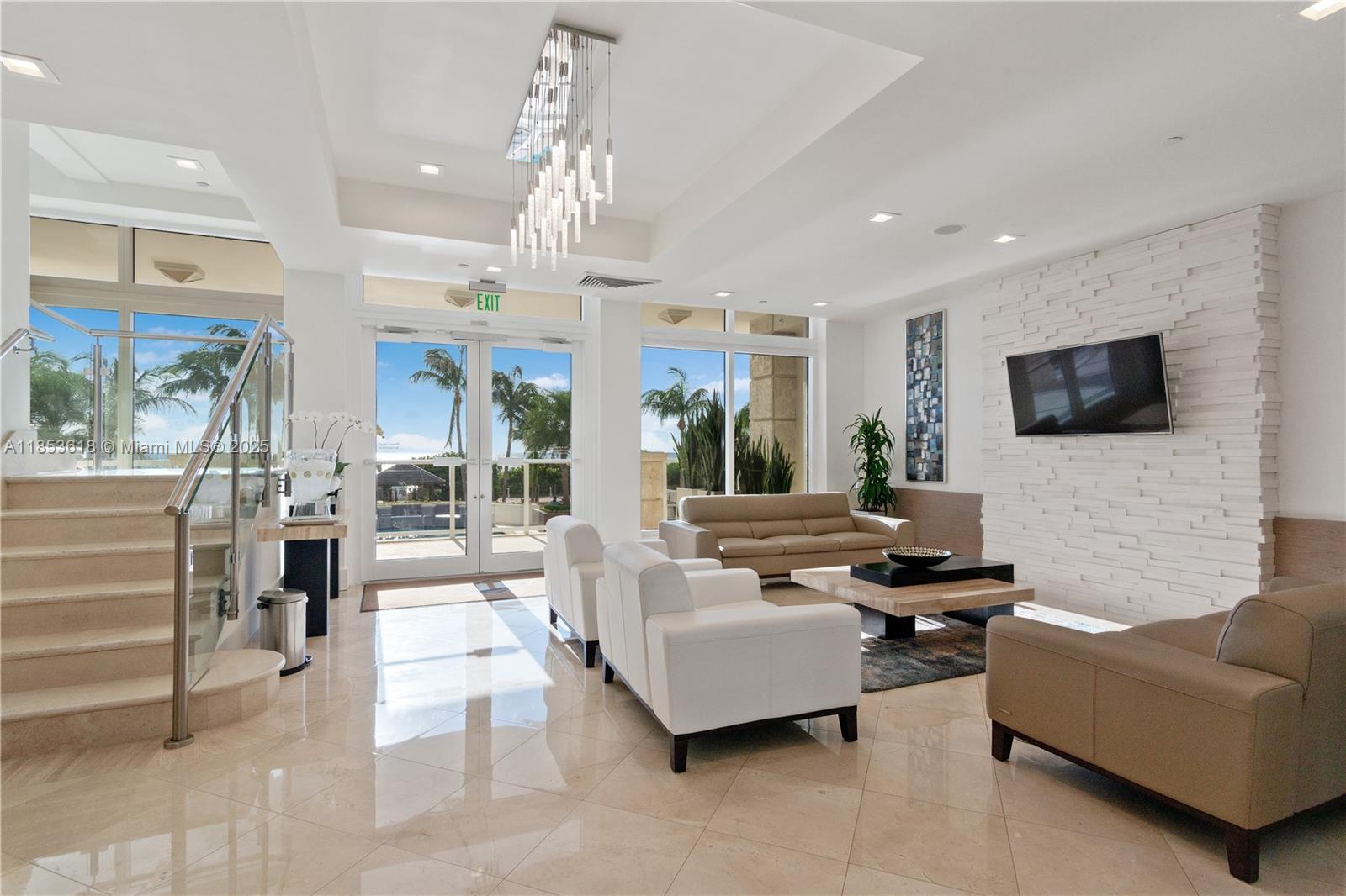 4779 Collins Ave #2403, Miami Beach FL 33140