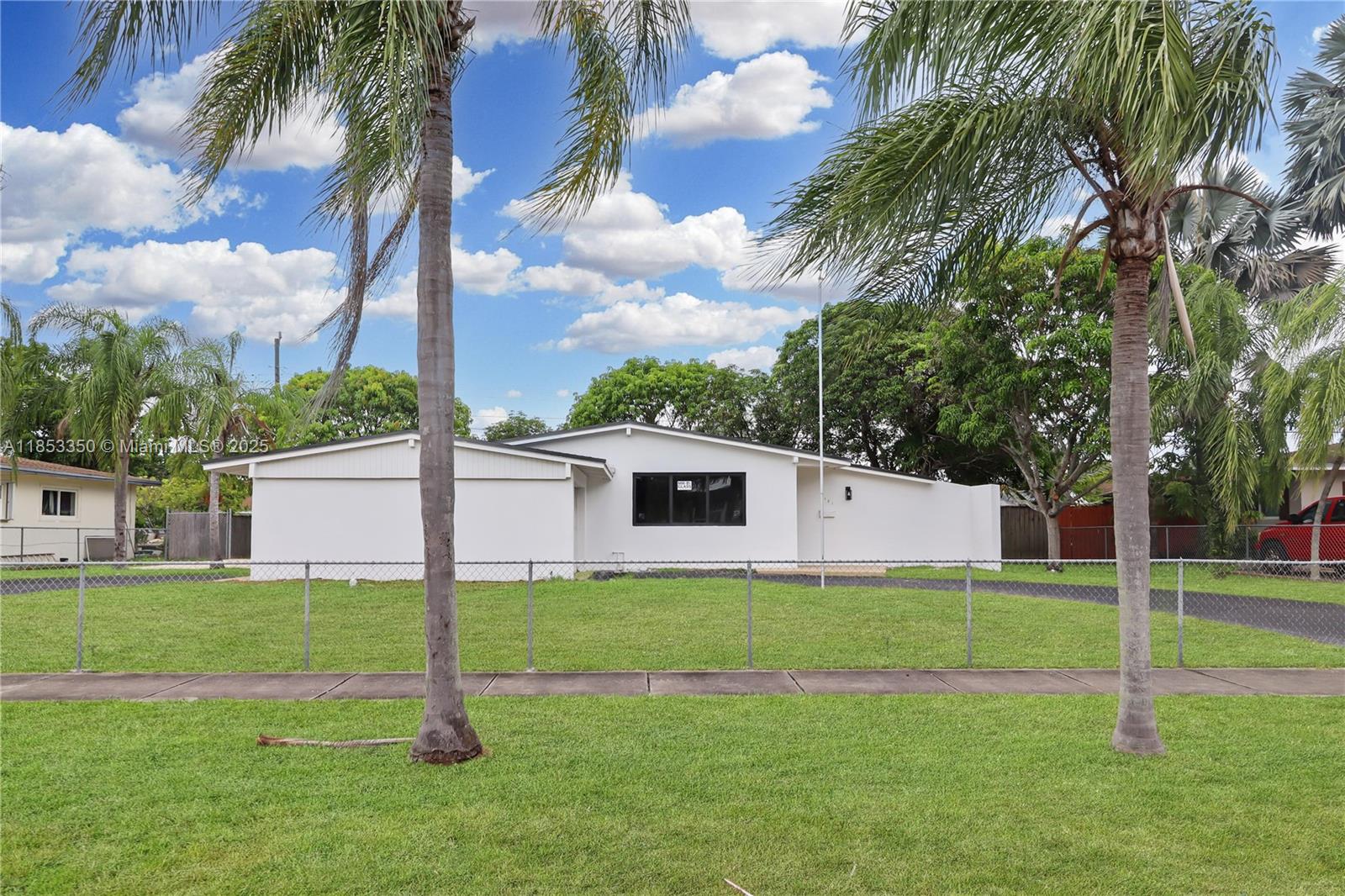 Palmetto Country Club Est