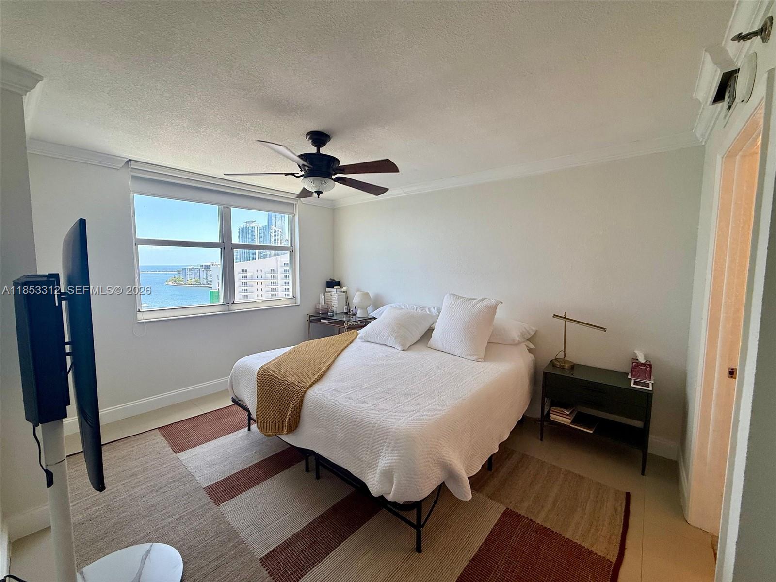 770 Claughton Island Dr #2114, Miami FL 33131