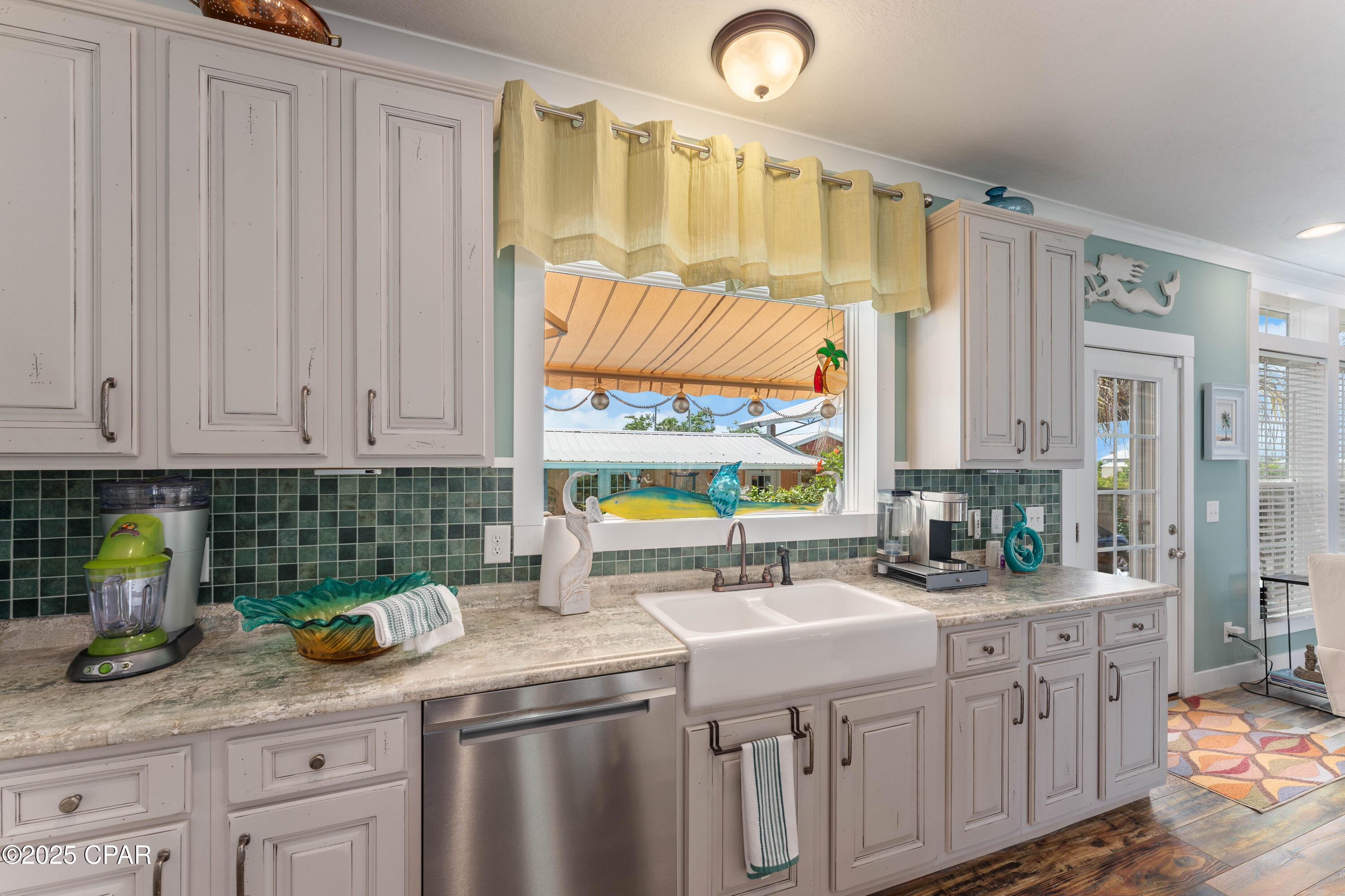 Image 59 For 418 California Drive