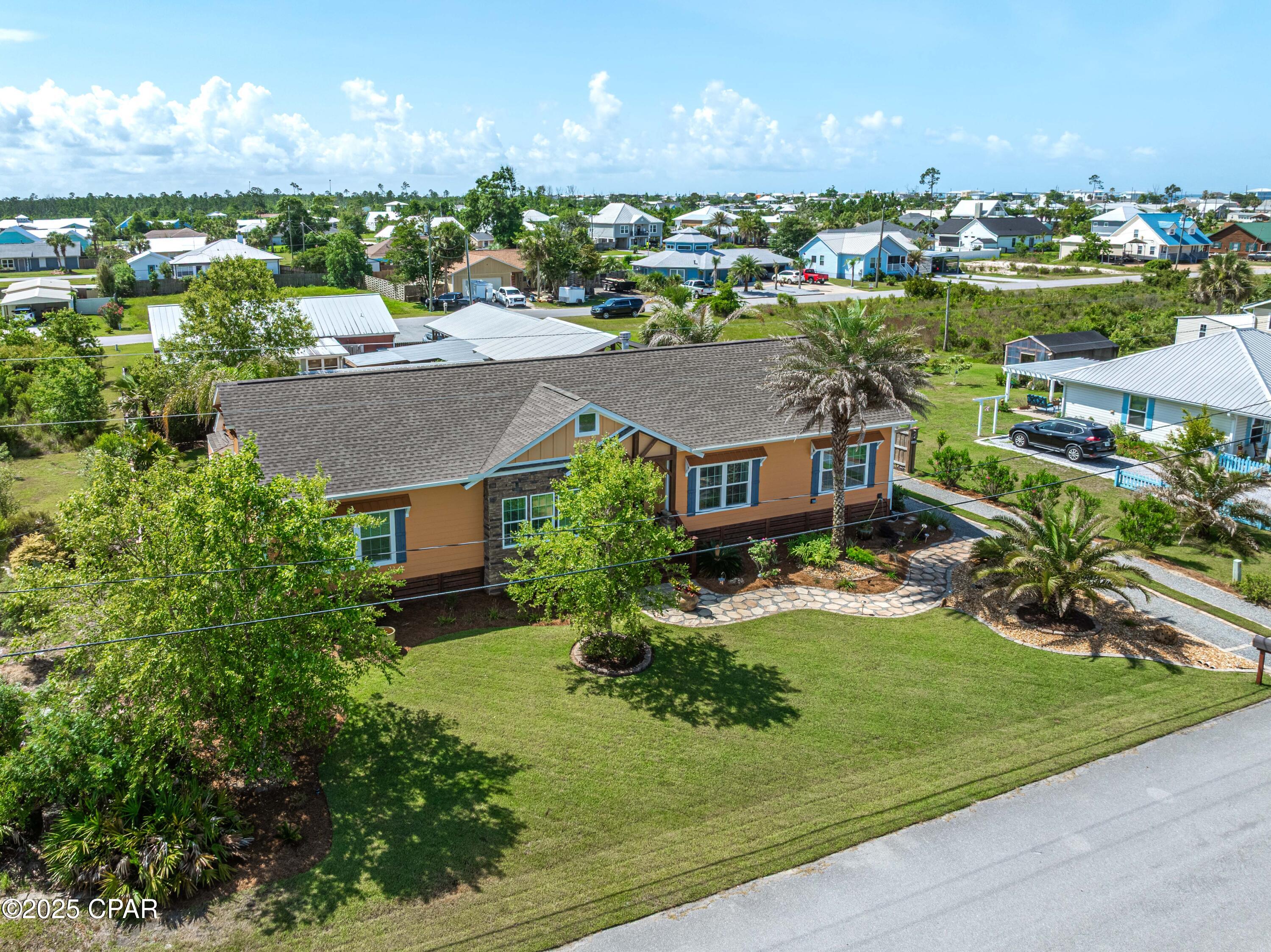 Image 6 For 418 California Drive