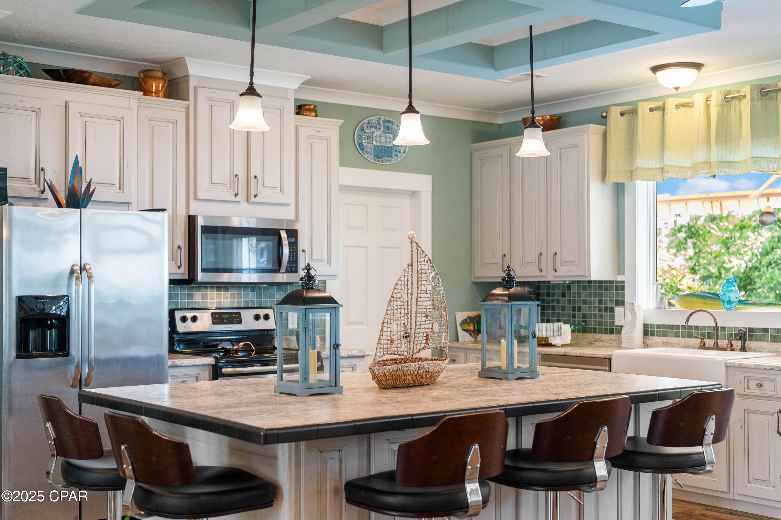 Image 83 For 418 California Drive