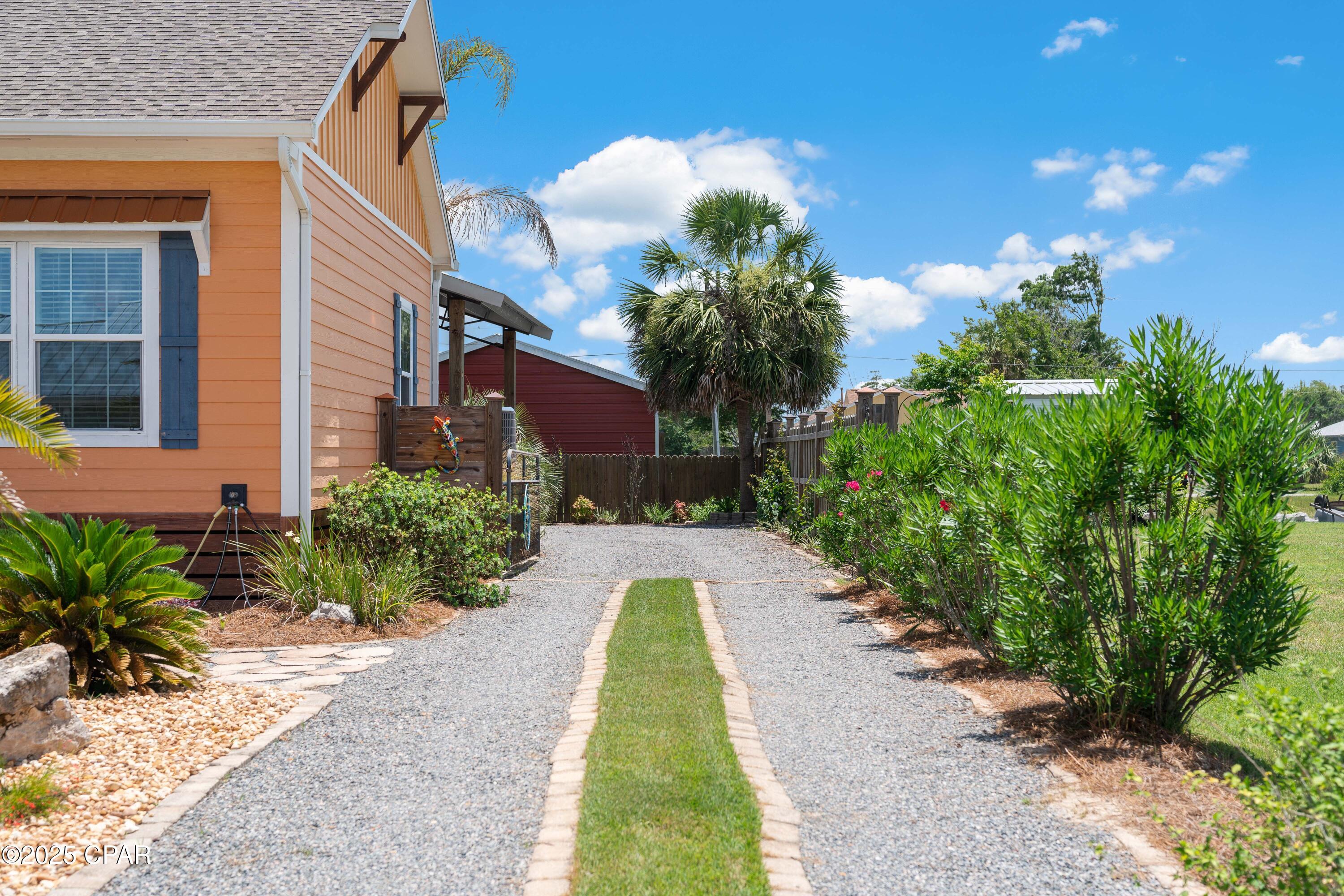 Image 92 For 418 California Drive