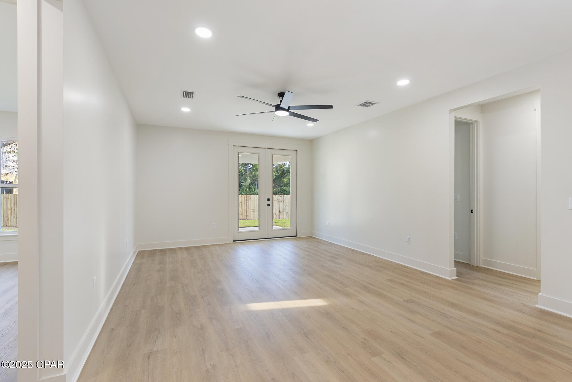 Image 10 For 2010 Norwood Place