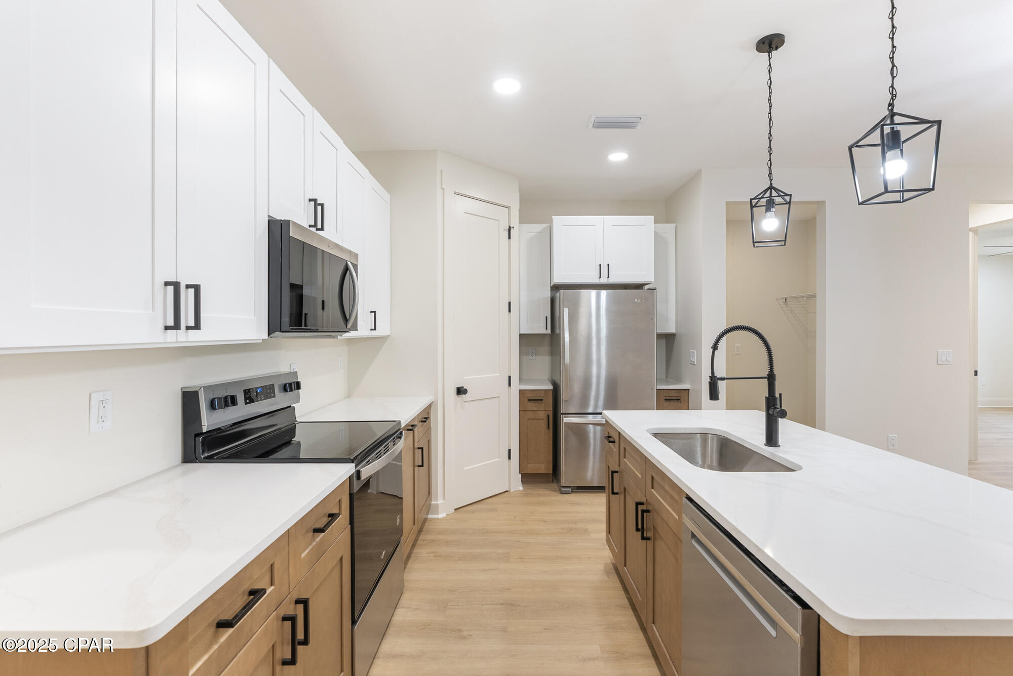 Image 13 For 2010 Norwood Place