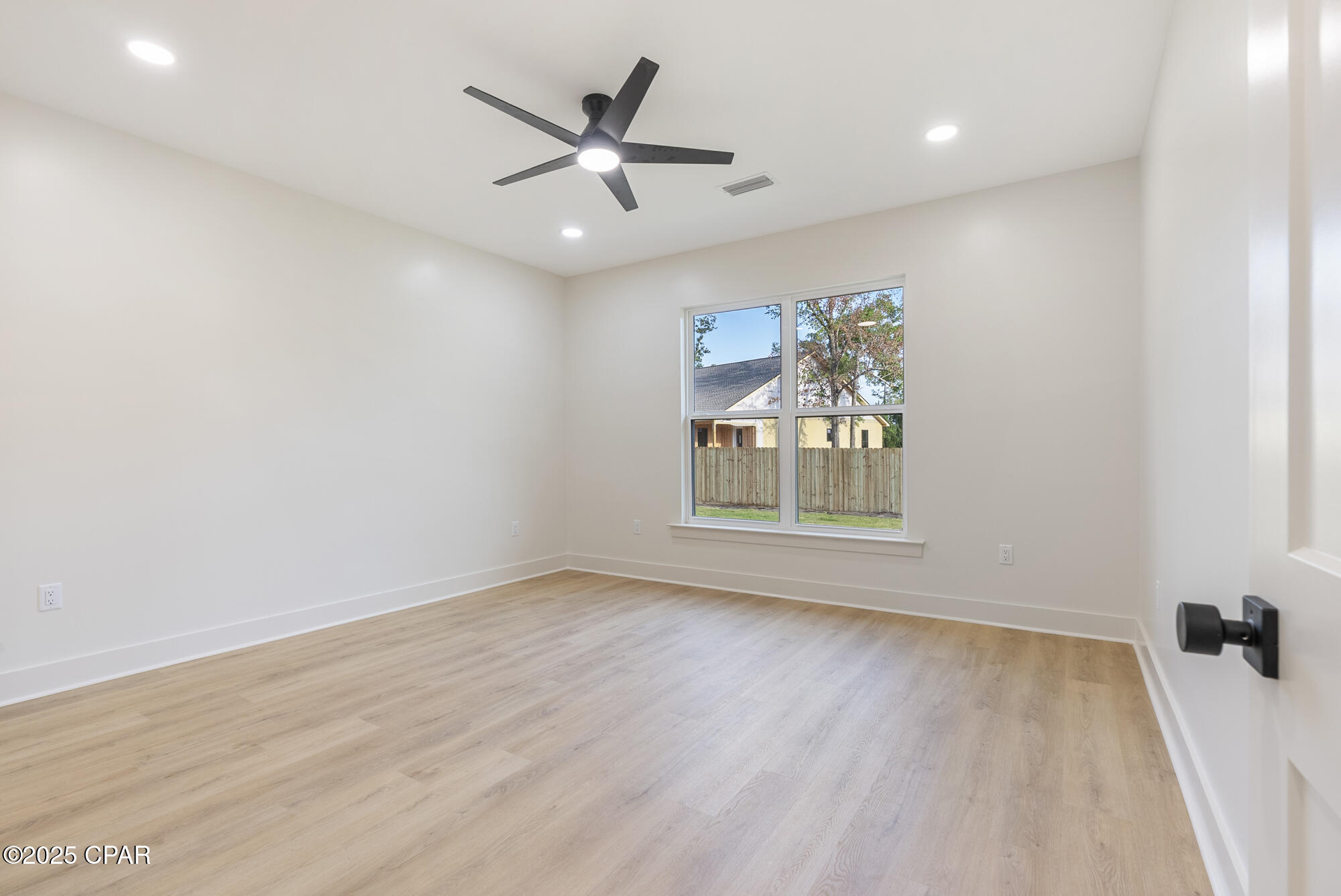 Image 16 For 2010 Norwood Place