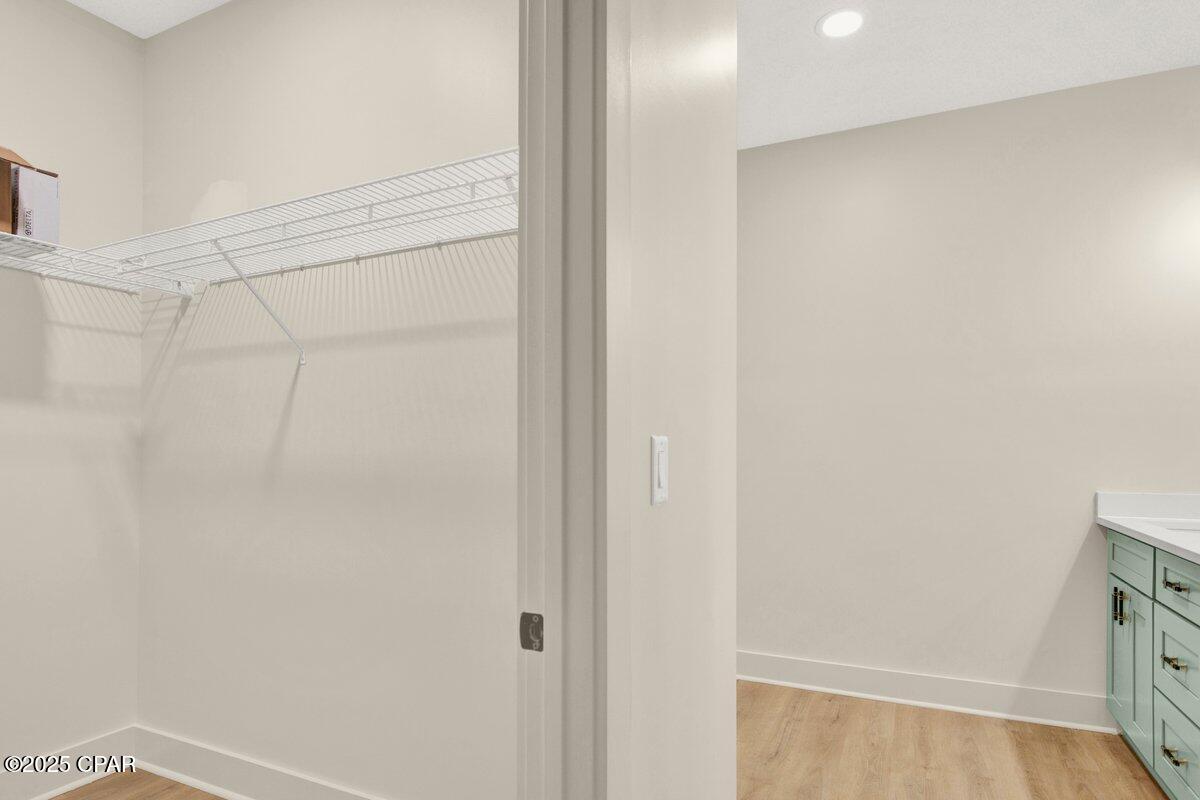 Image 12 For 2006 Norwood Place