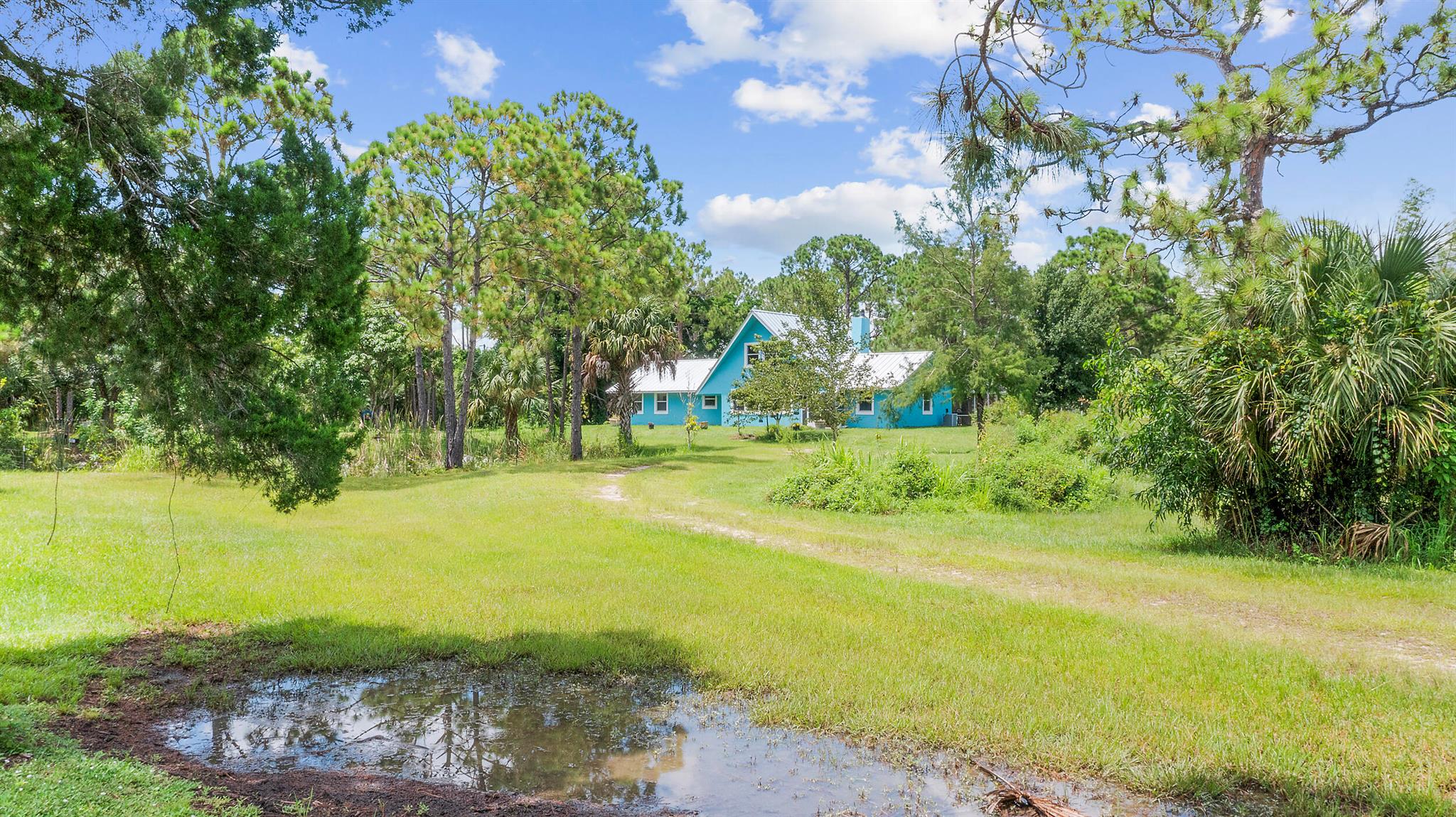 Homes for sale in Fellsmere, FL | 12450 77Th Street, Fellsmere, FL 32948 | MLS# R11113605