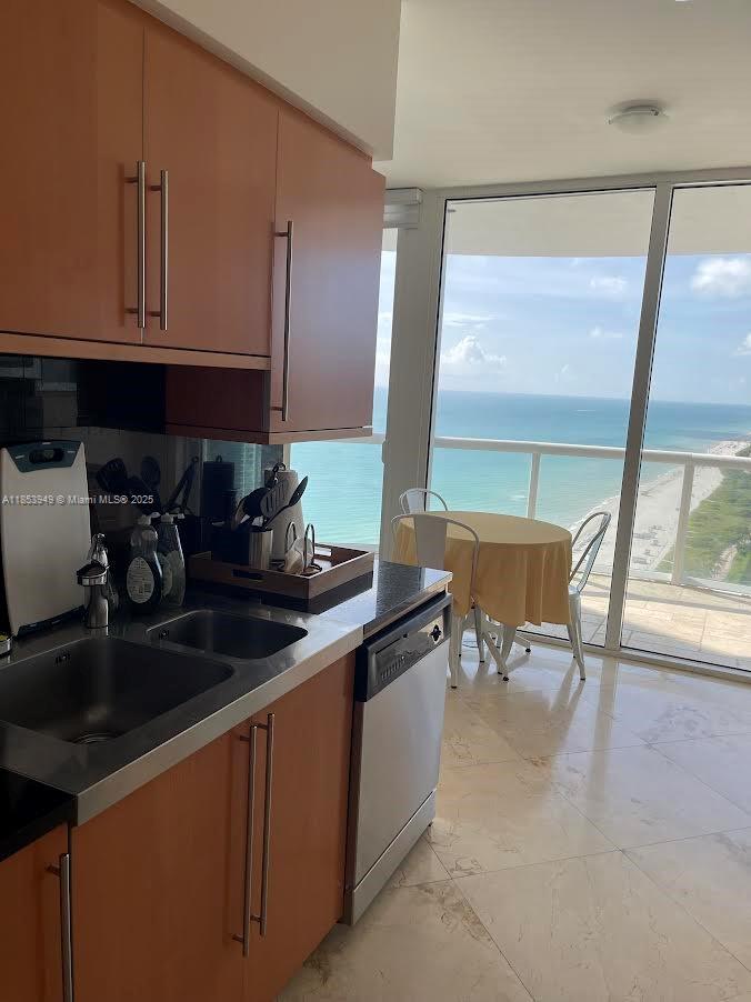 Condo for Rent in Miami Beach, FL
