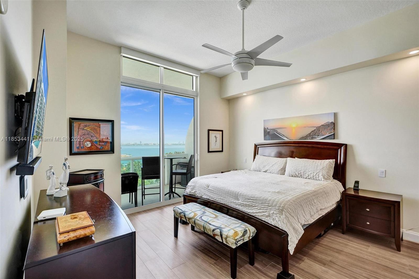 7900 Harbor Island Dr #PH15, North Bay Village FL 33141