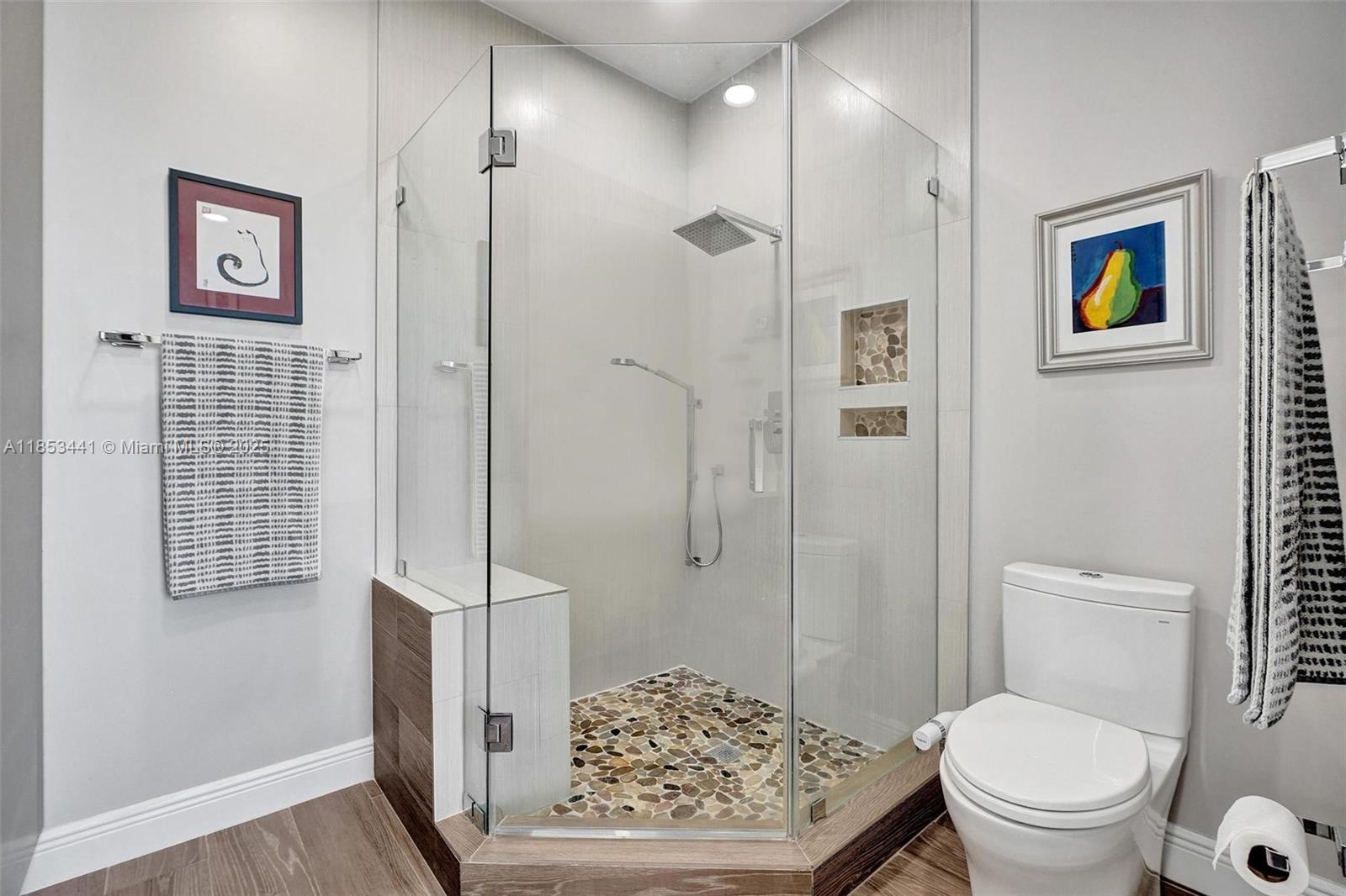 7900 Harbor Island Dr #PH15, North Bay Village FL 33141