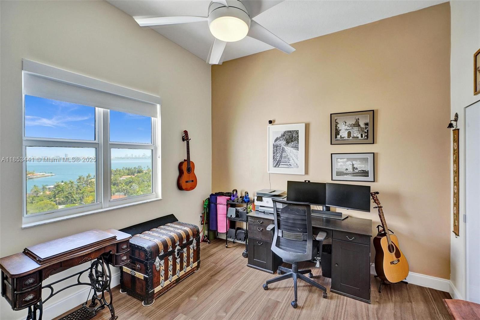 7900 Harbor Island Dr #PH15, North Bay Village FL 33141