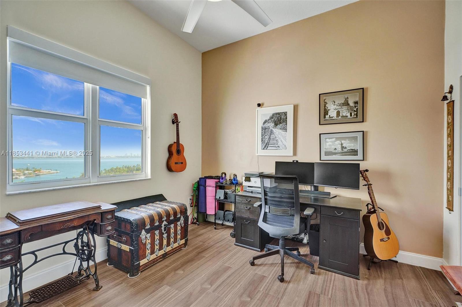 7900 Harbor Island Dr #PH15, North Bay Village FL 33141