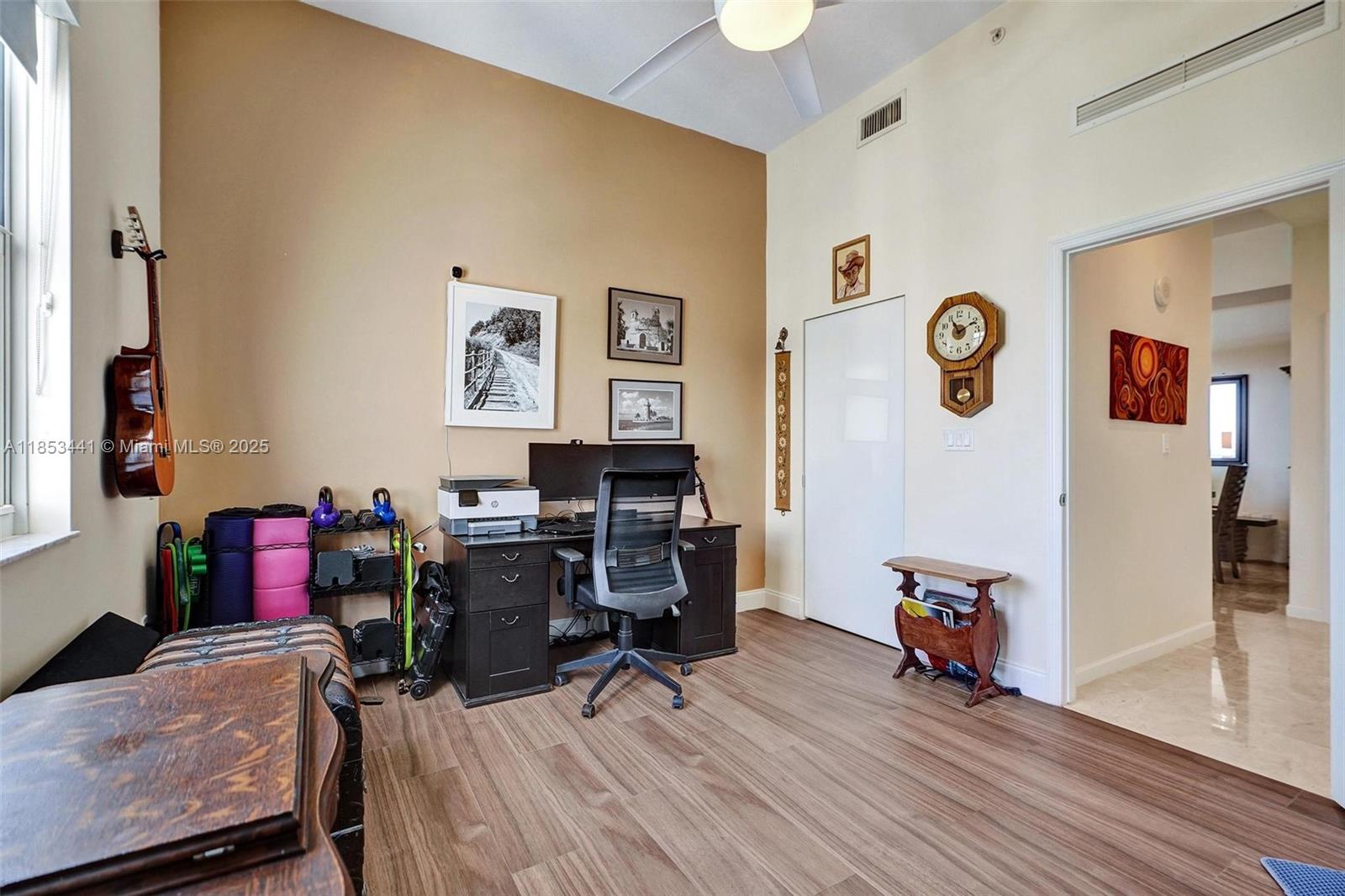 7900 Harbor Island Dr #PH15, North Bay Village FL 33141