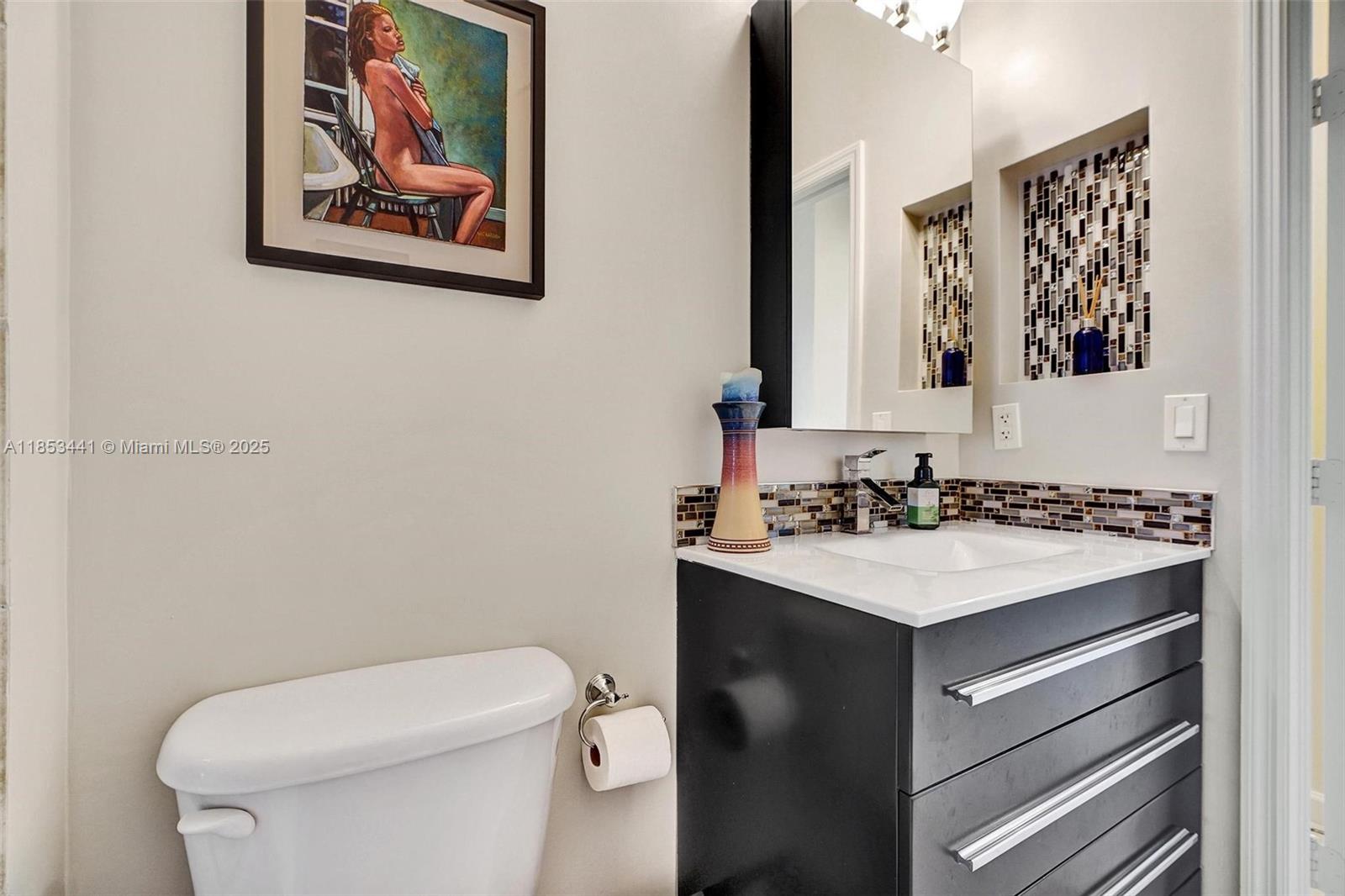 7900 Harbor Island Dr #PH15, North Bay Village FL 33141