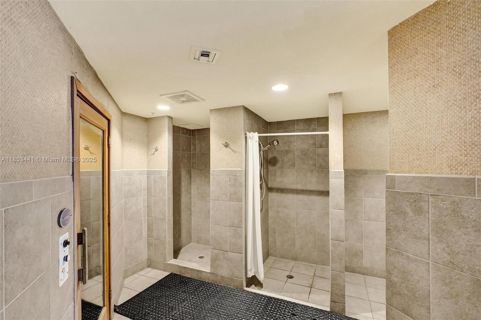 7900 Harbor Island Dr #PH15, North Bay Village FL 33141