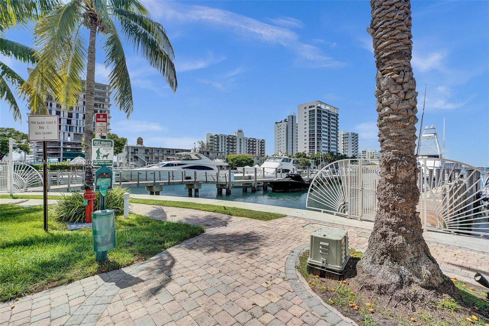 7900 Harbor Island Dr #PH15, North Bay Village FL 33141