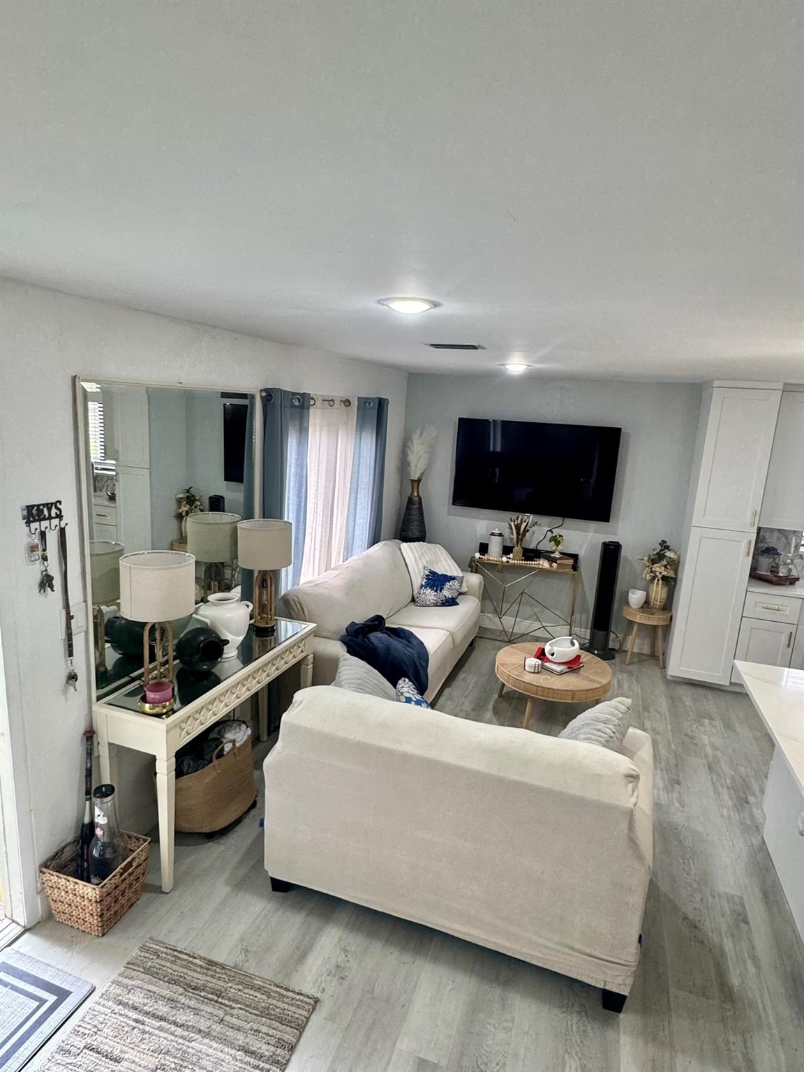 Homes for sale in West Palm Beach, FL | 4631 Cherry Rd, West Palm Beach, FL 33417 | MLS# F10519203