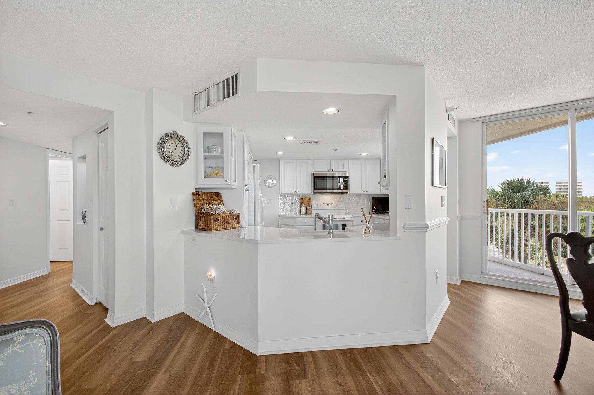 Homes for sale in Hutchinson Island, FL | 5051 North Hwy A1A #4-6, Hutchinson Island, FL 34949 | MLS# R11113666