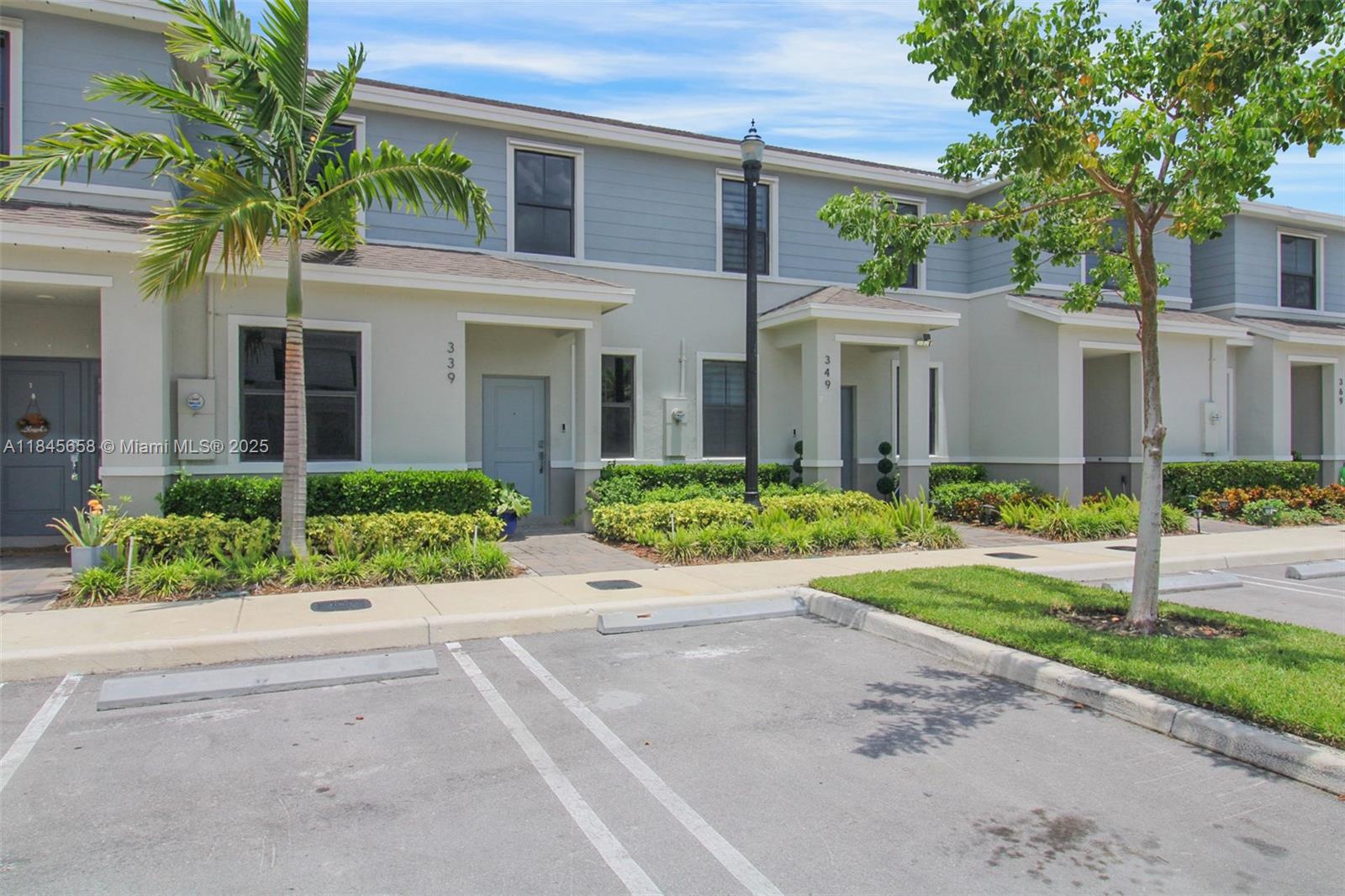 Homes for sale in Florida City, FL | 339 Ne 12th St #339, Florida City, FL 33034 | MLS# A11845658