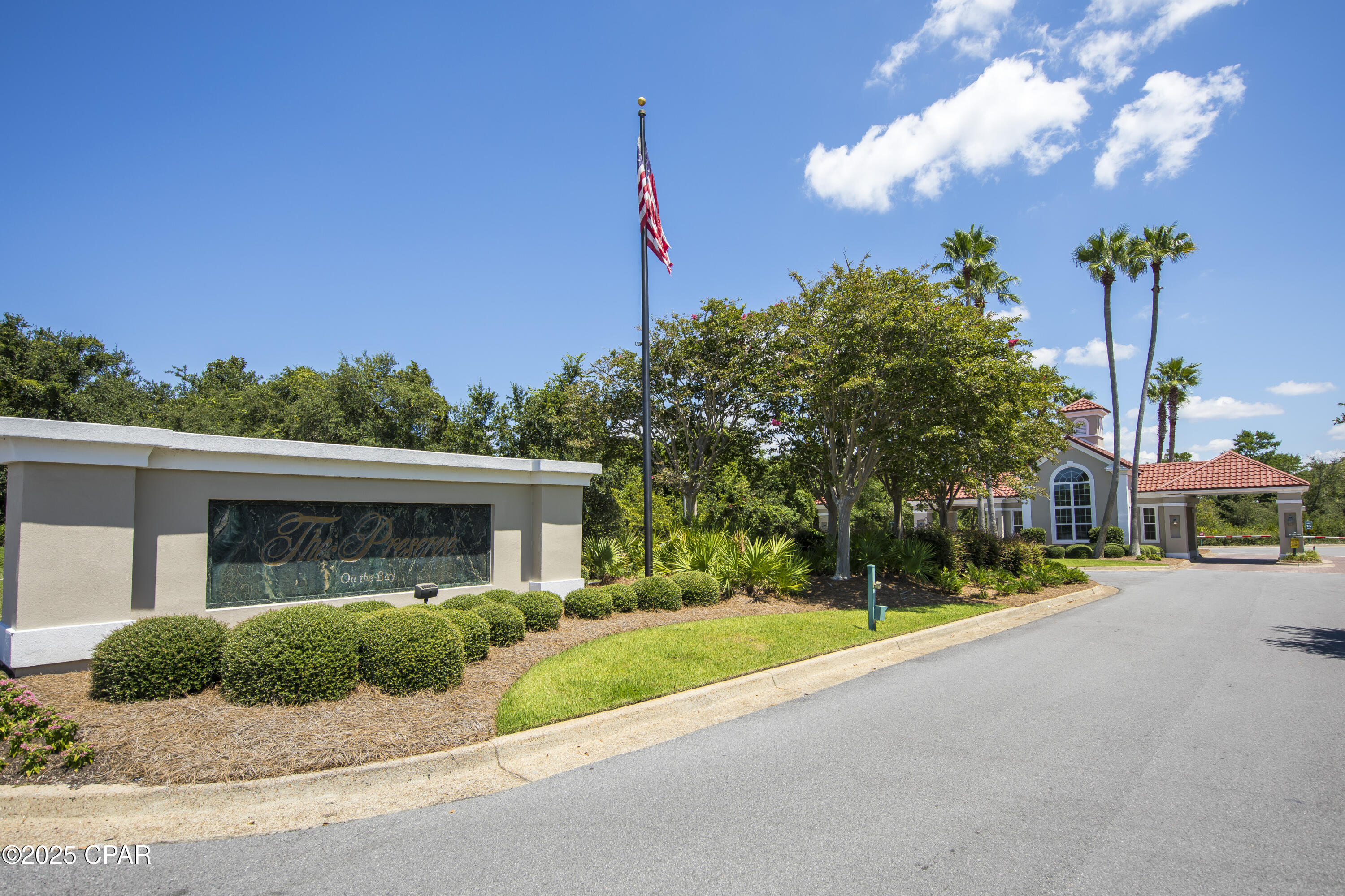 Image 2 For 3537 Fox Run Boulevard