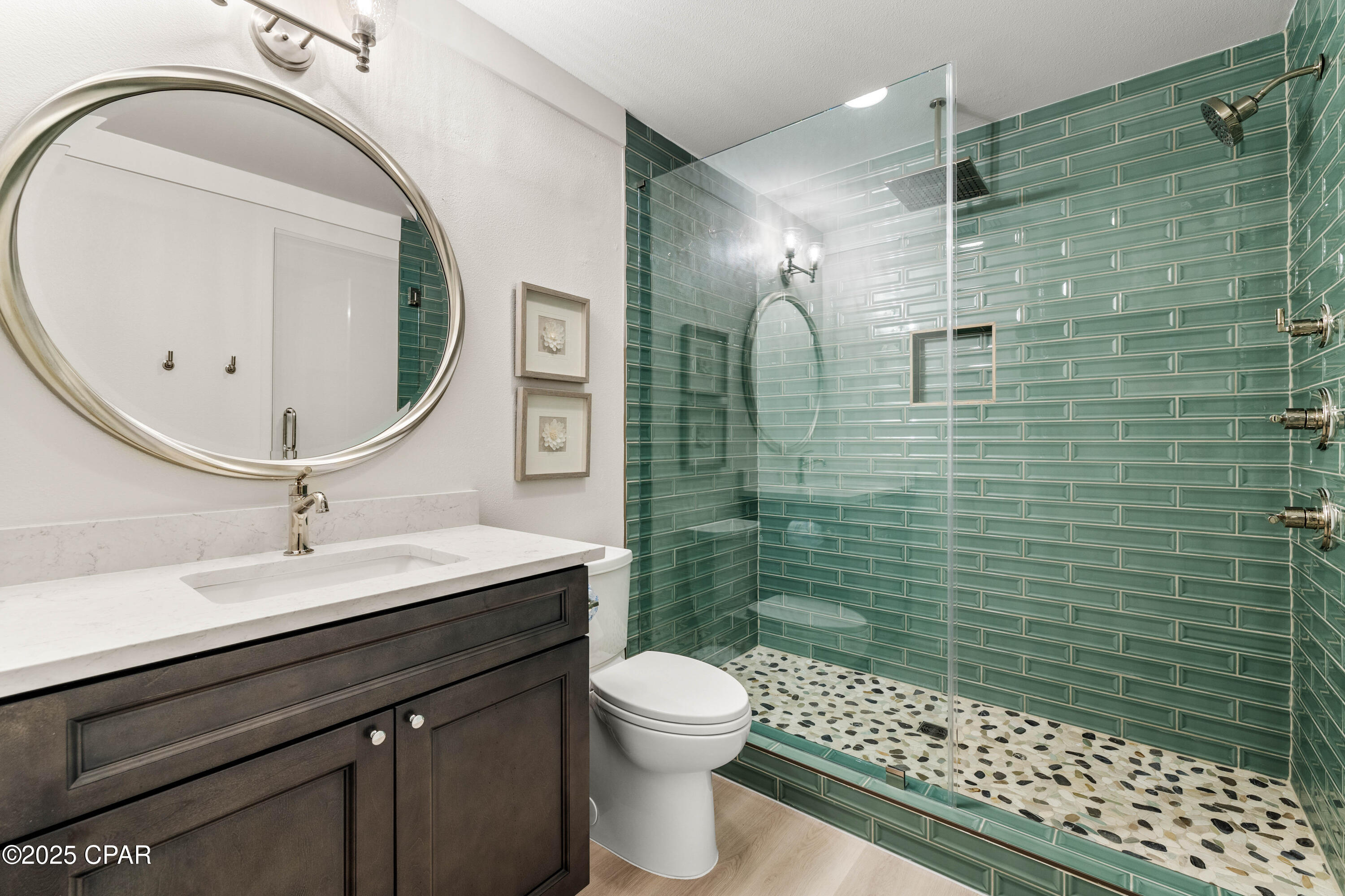 Listing photo id 13 for 2270 Sailfish Drive