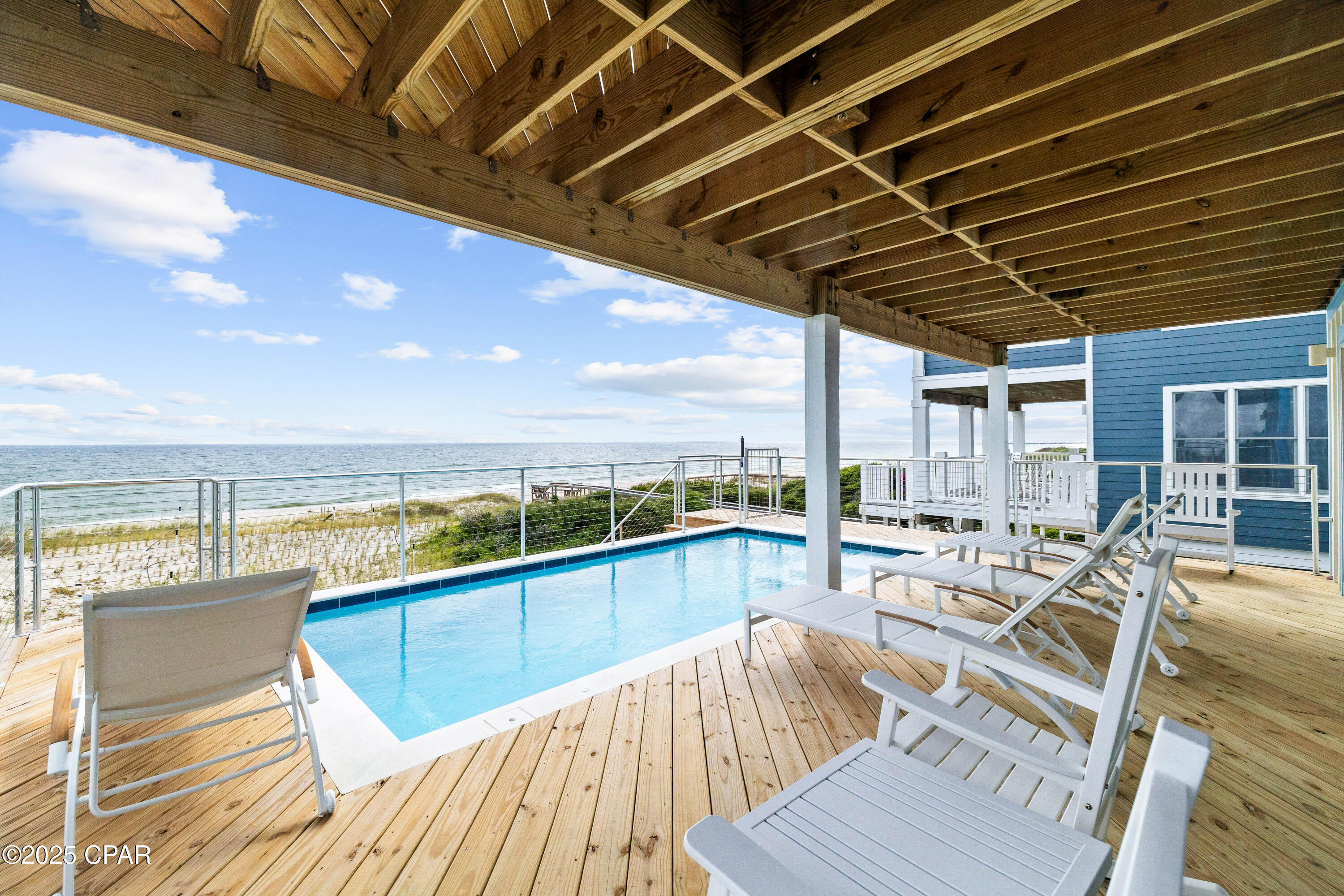 Listing photo id 17 for 2270 Sailfish Drive