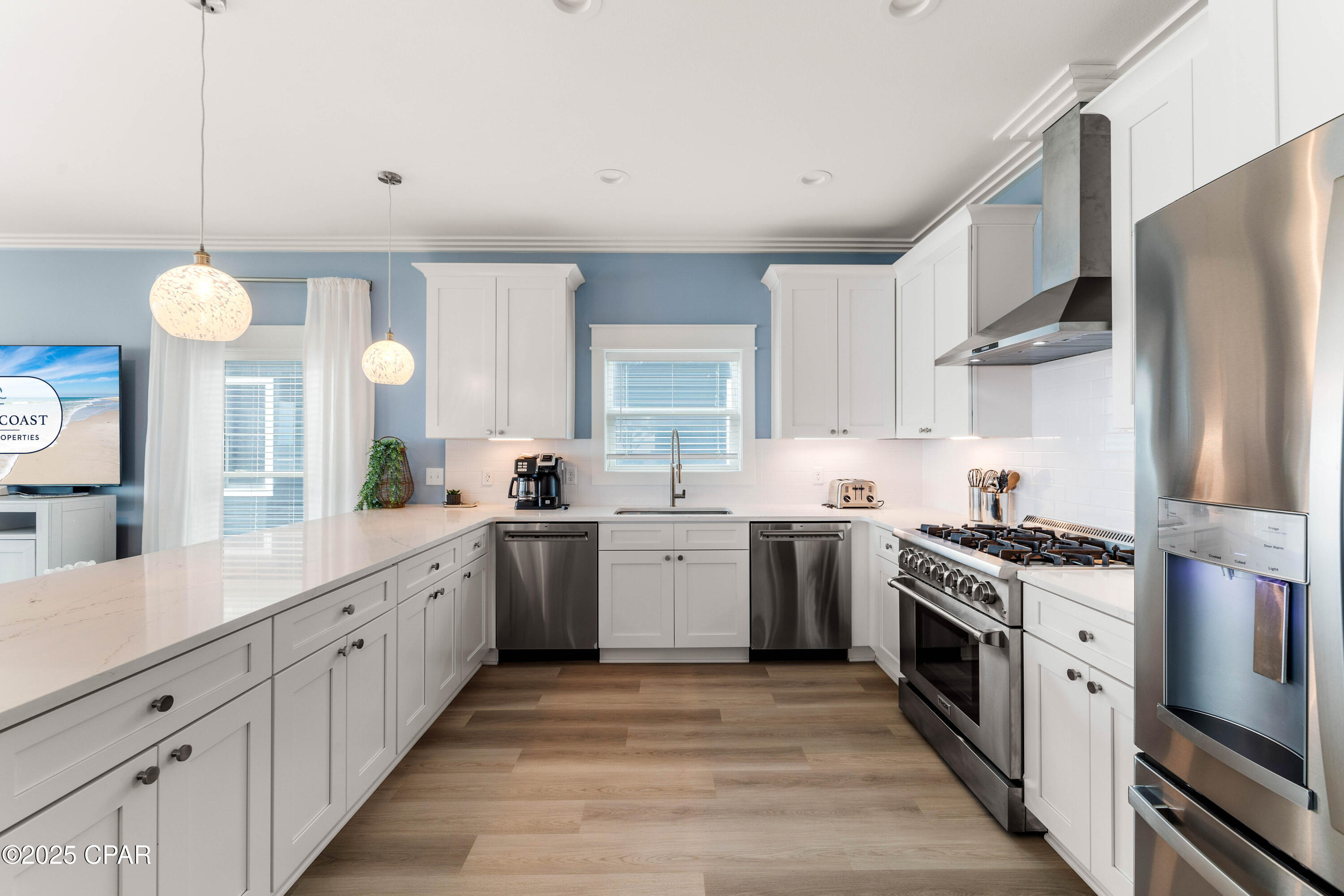 Listing photo id 24 for 2270 Sailfish Drive