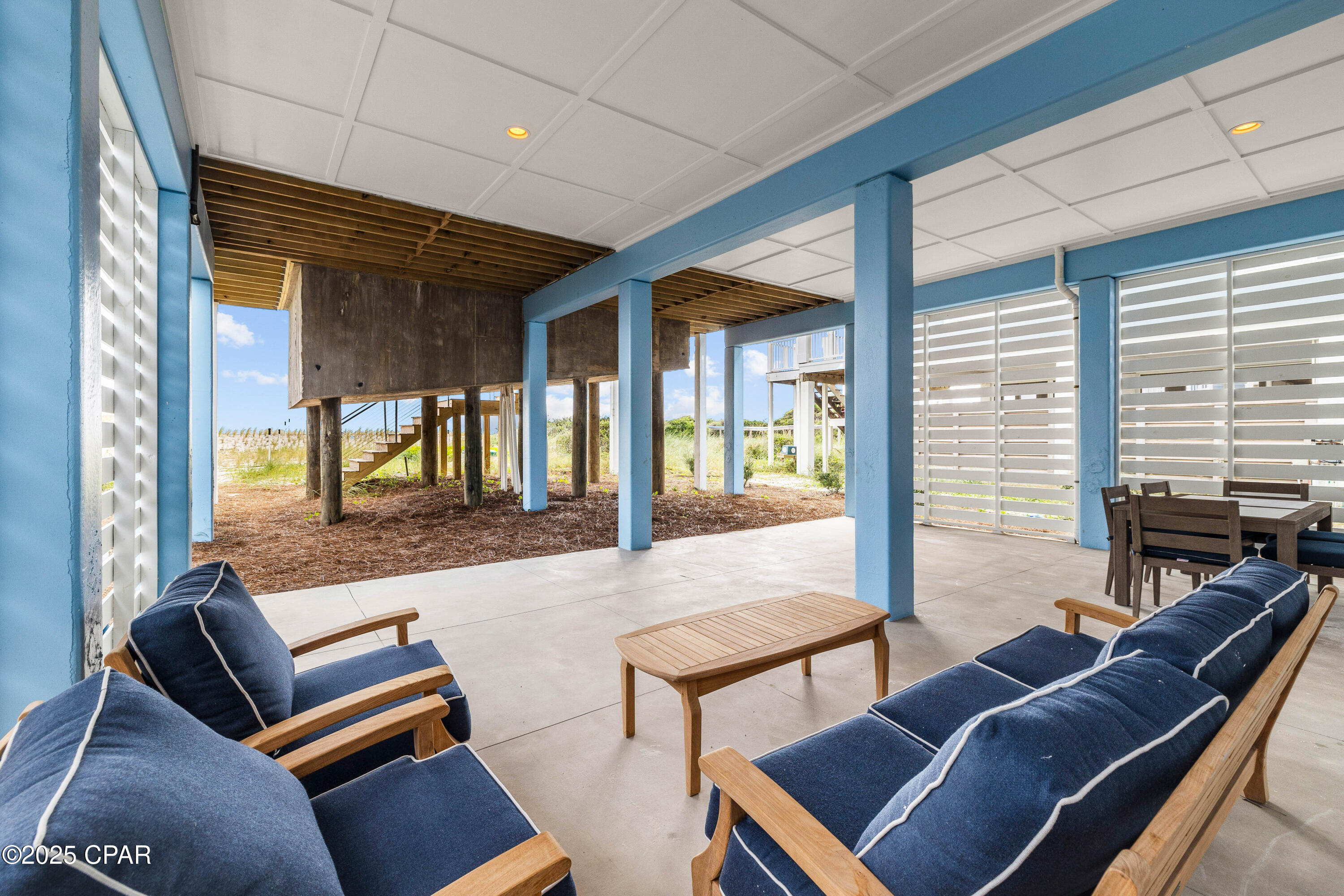 Listing photo id 48 for 2270 Sailfish Drive