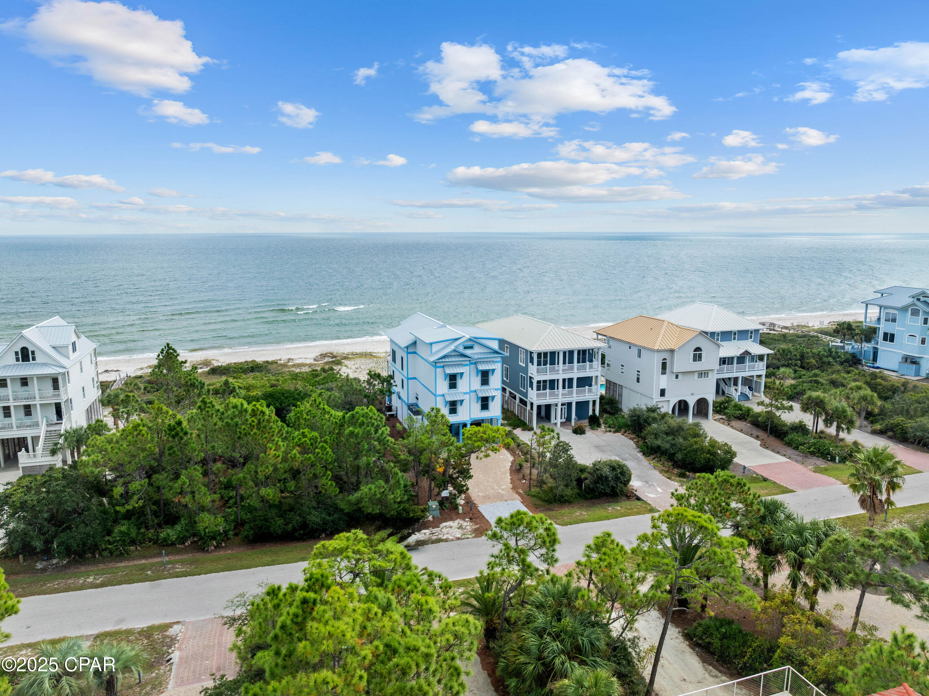 Listing photo id 49 for 2270 Sailfish Drive