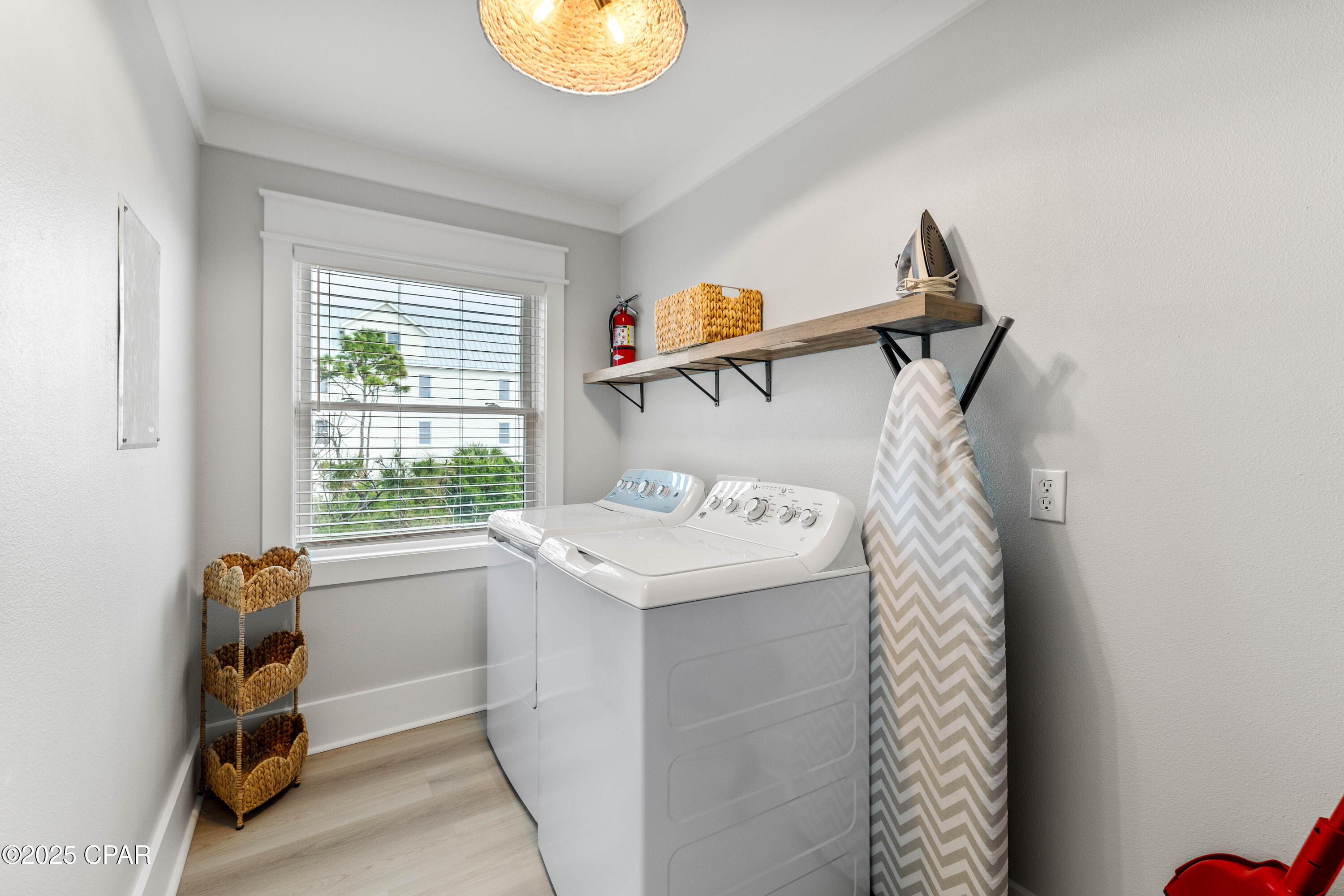 Listing photo id 9 for 2270 Sailfish Drive