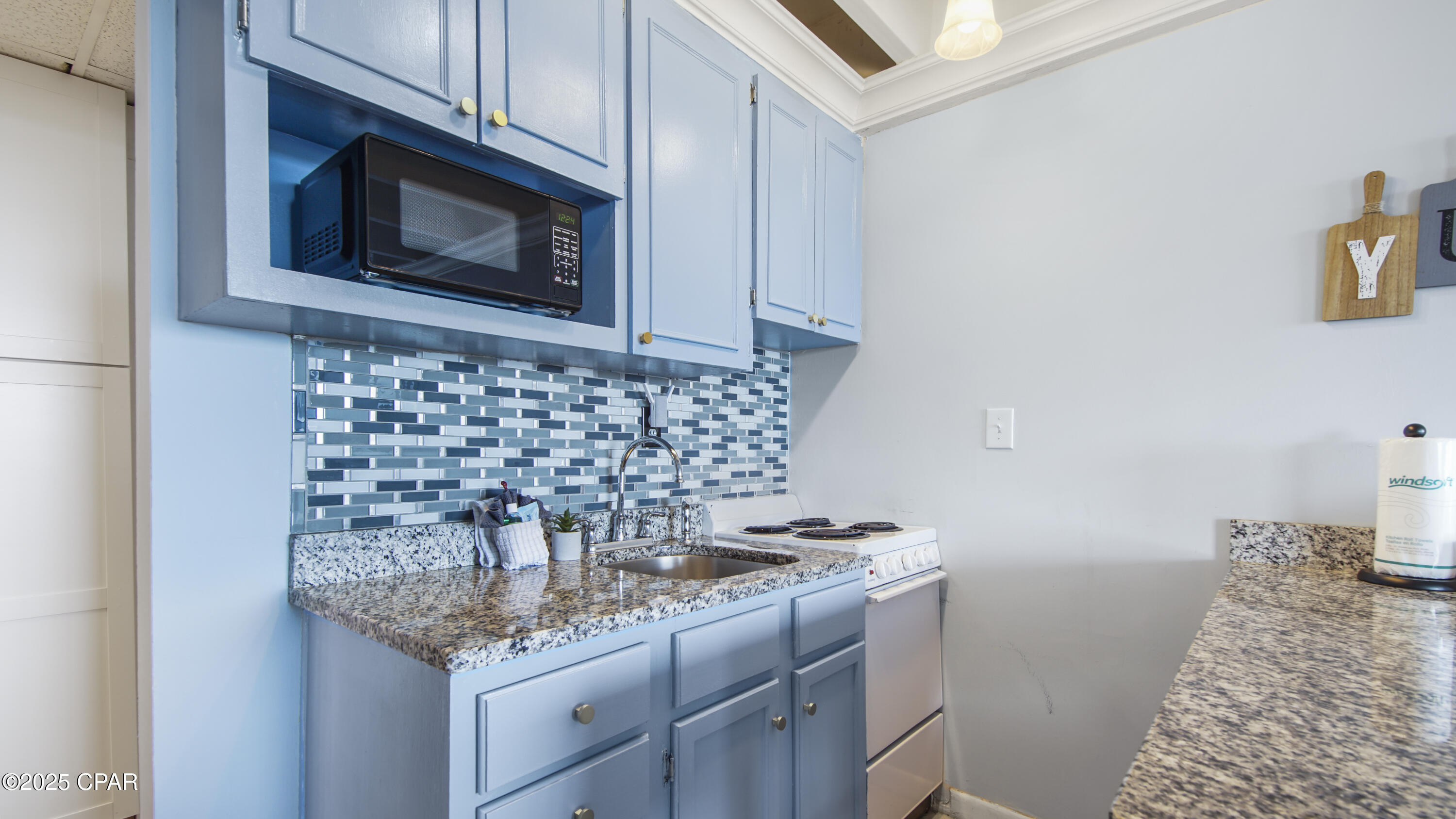 Image 8 For 14401 Front Beach Road 328