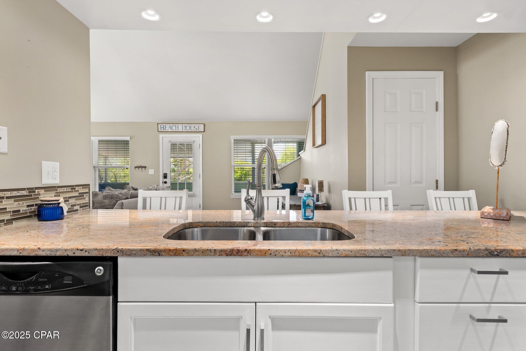 Image 14 For 120 Aruba Drive