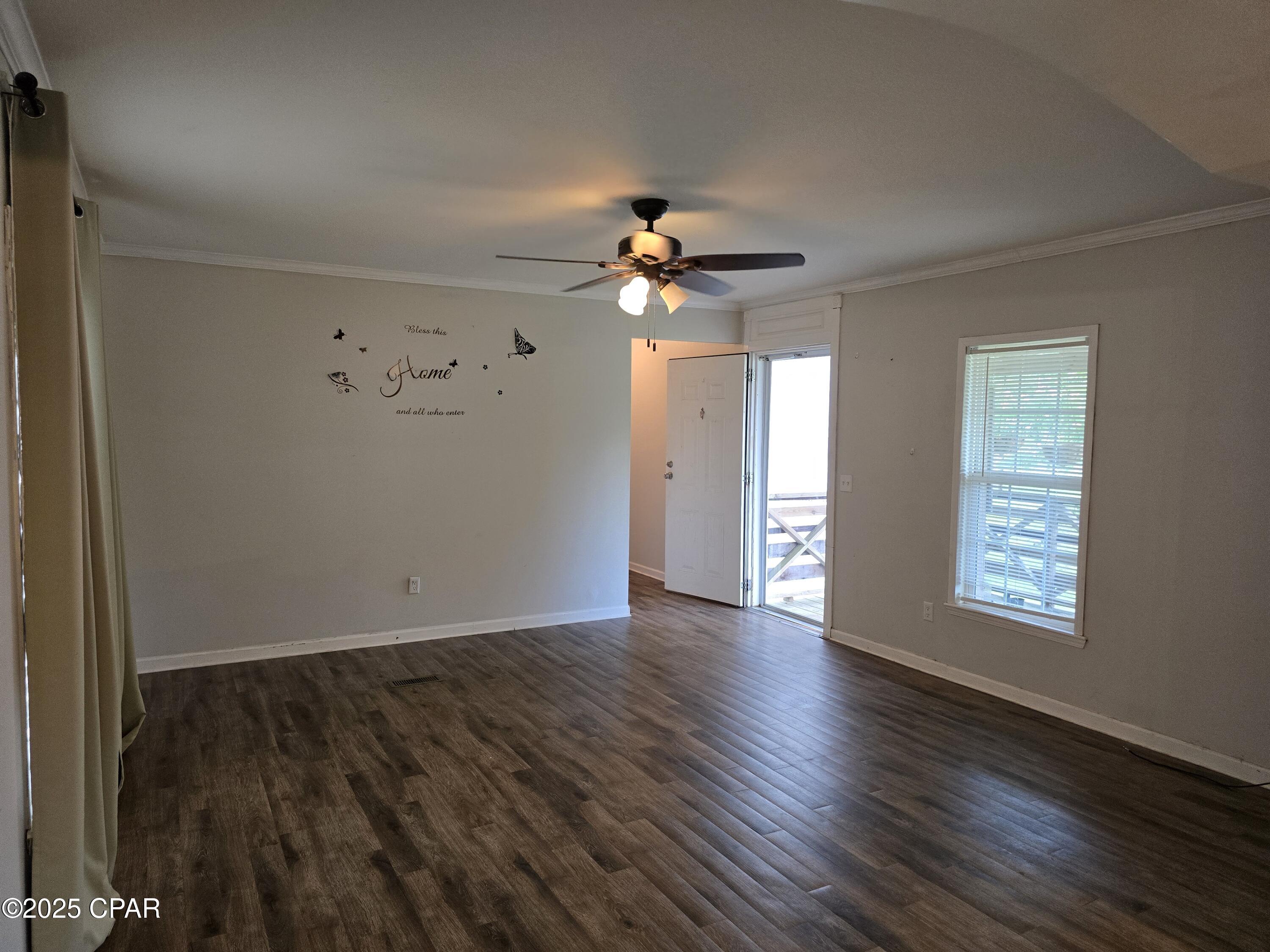 Image 7 For 21102 Lakeview Drive