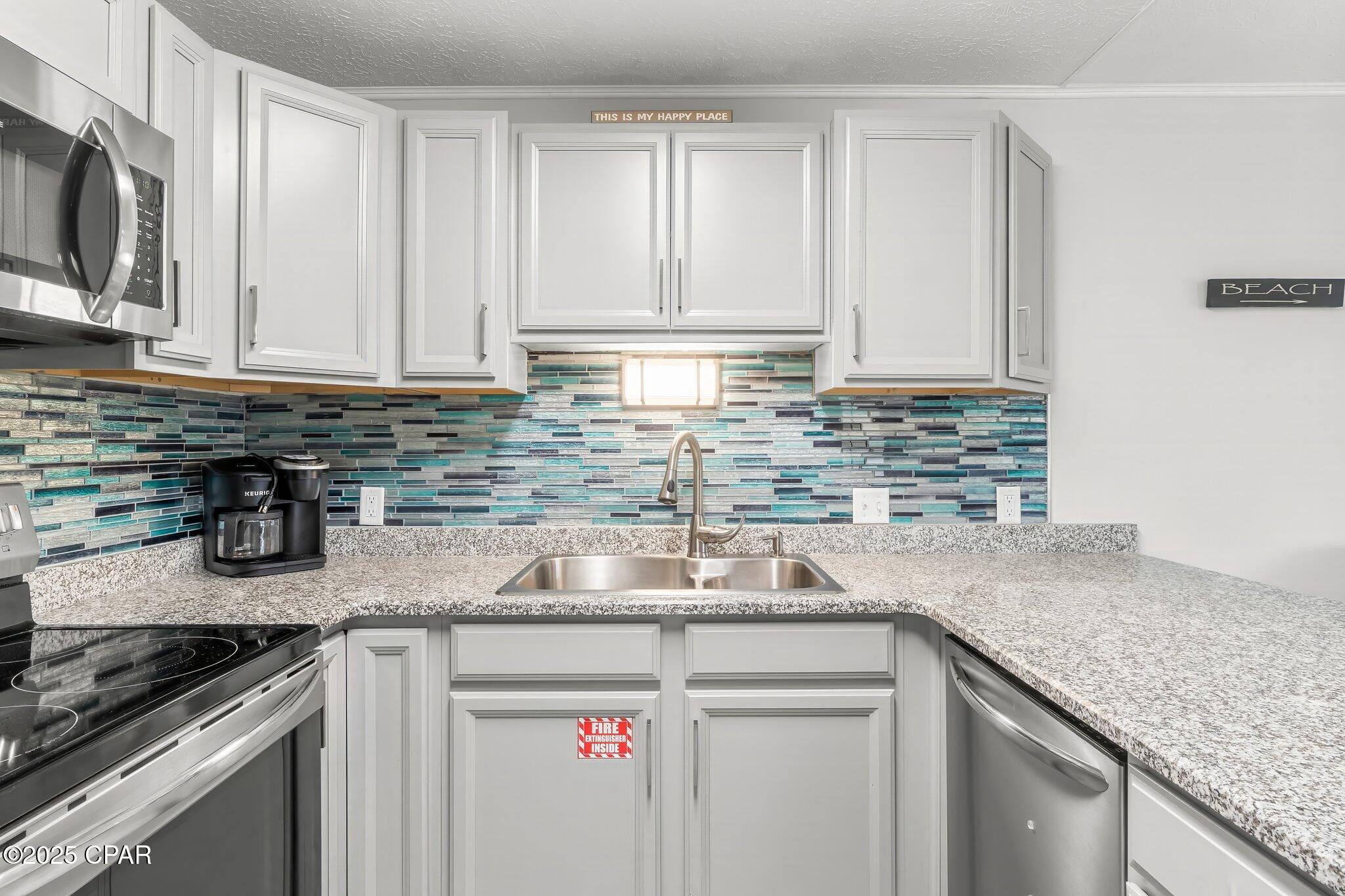 Image 10 For 17462 Front Beach Road 44c