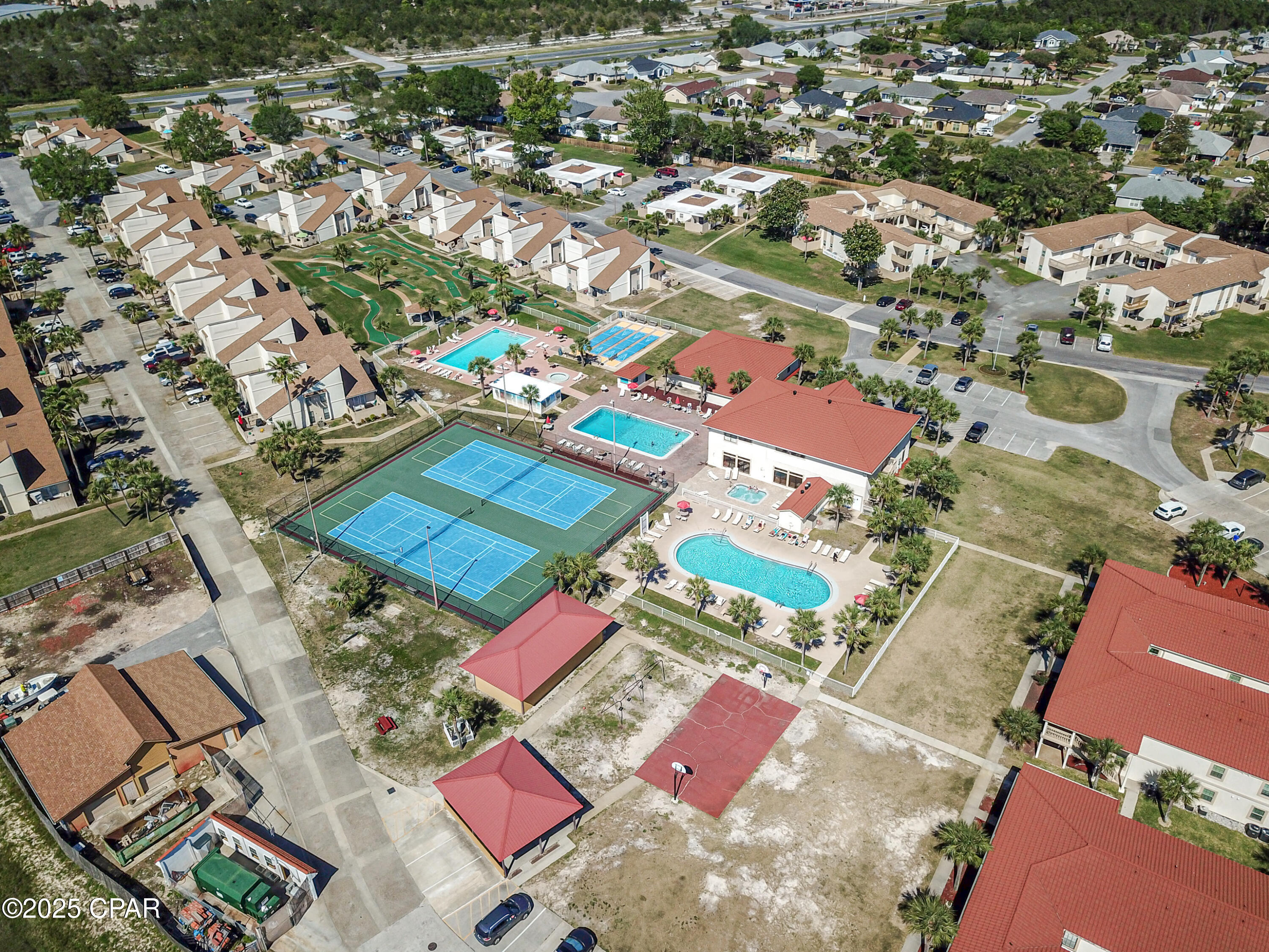 Image 34 For 17462 Front Beach Road 44c