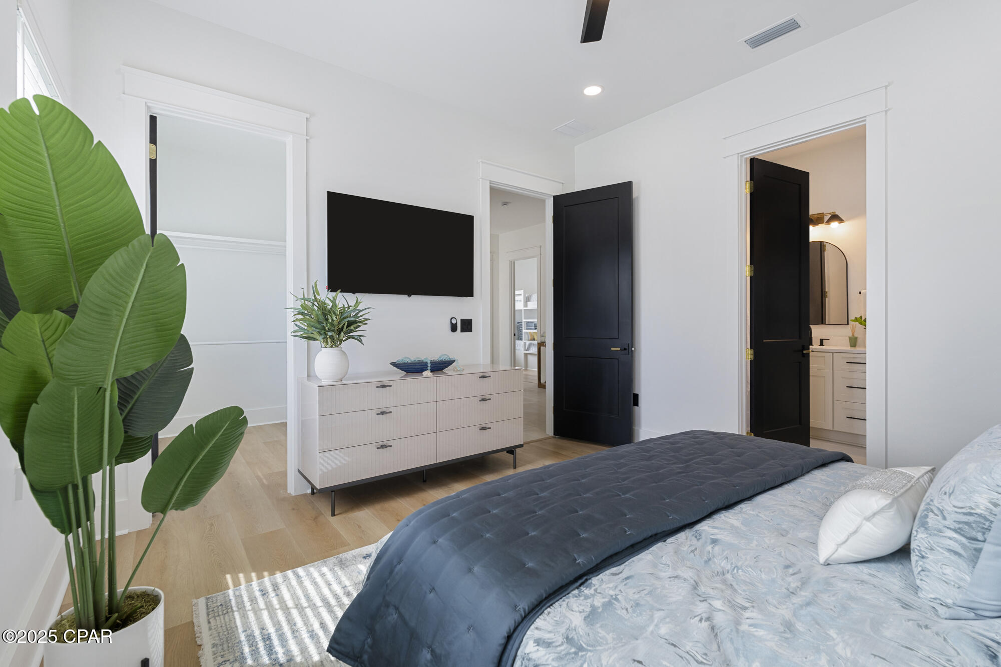 Image 24 For 21403 Sunset Avenue