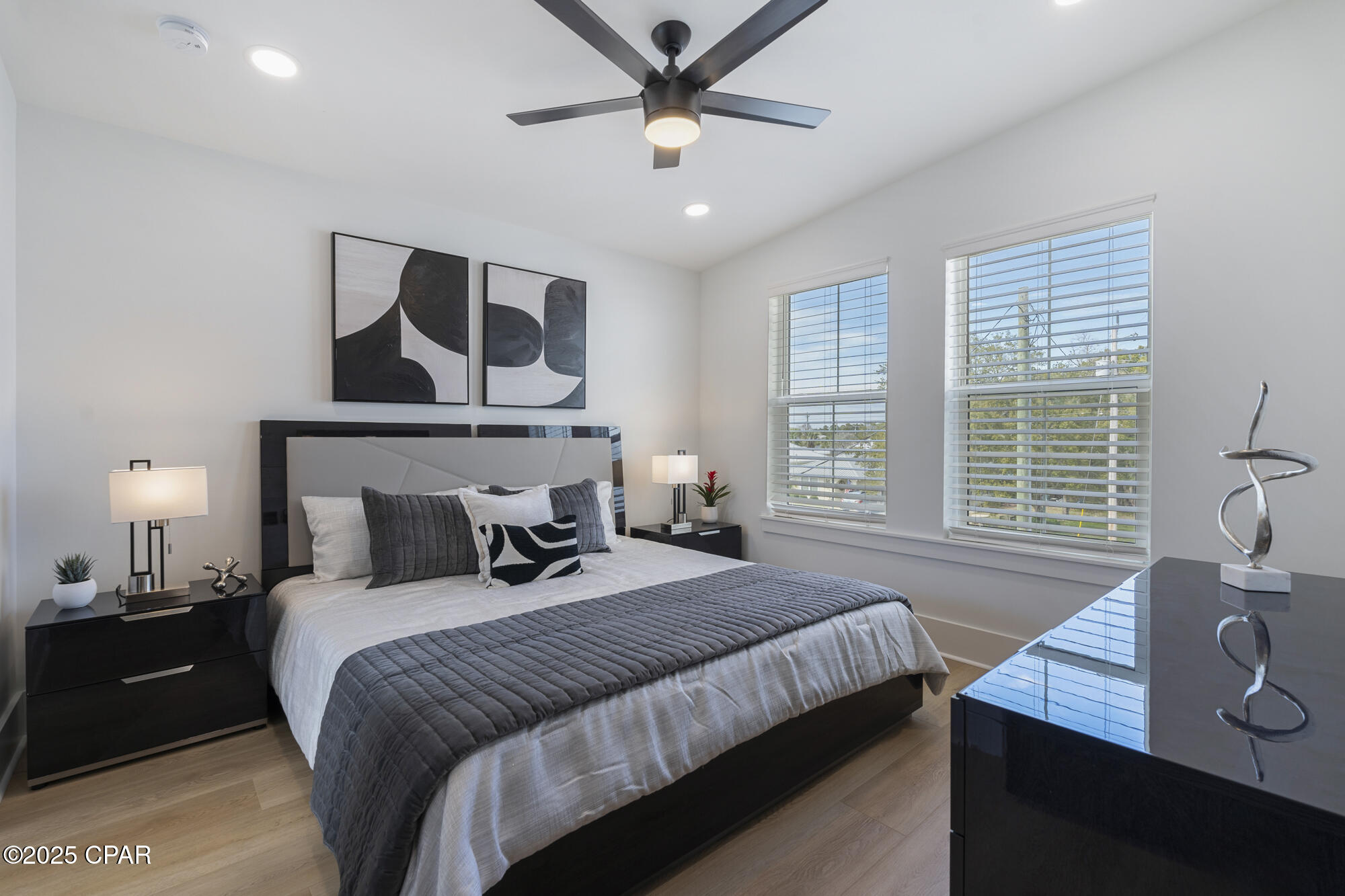 Image 38 For 21403 Sunset Avenue