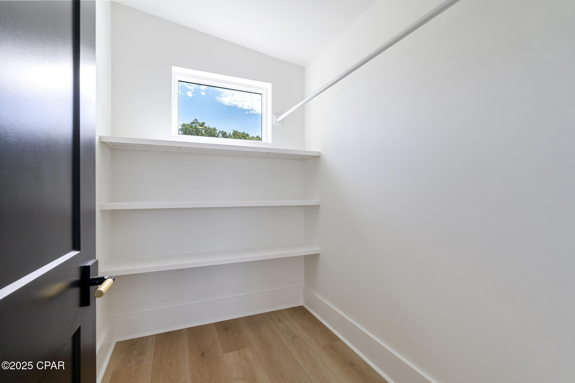 Image 40 For 21403 Sunset Avenue