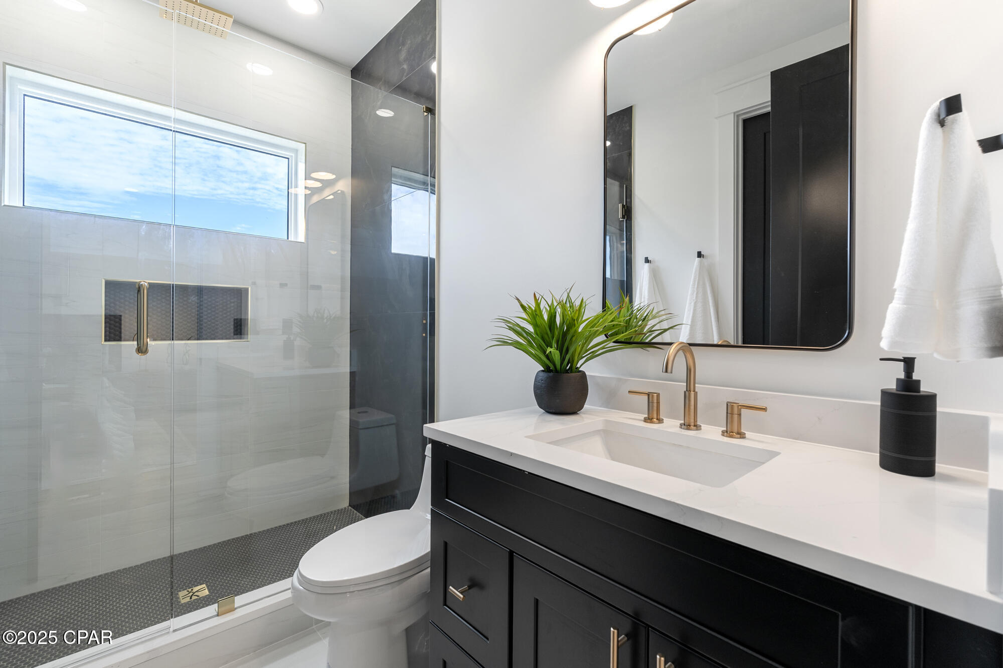 Image 47 For 21403 Sunset Avenue