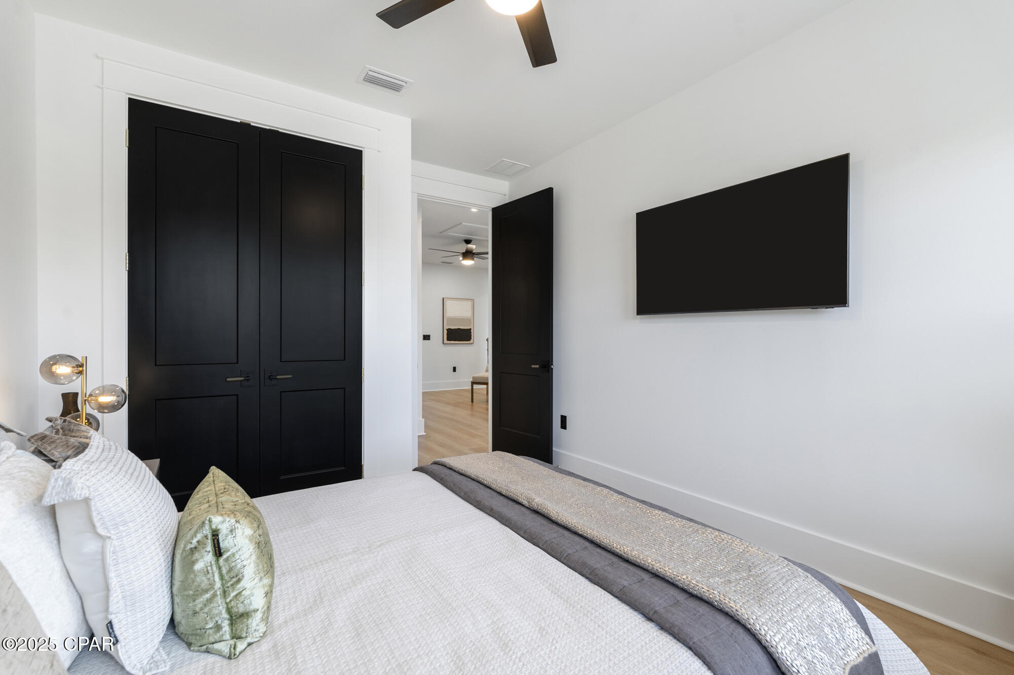 Image 56 For 21403 Sunset Avenue