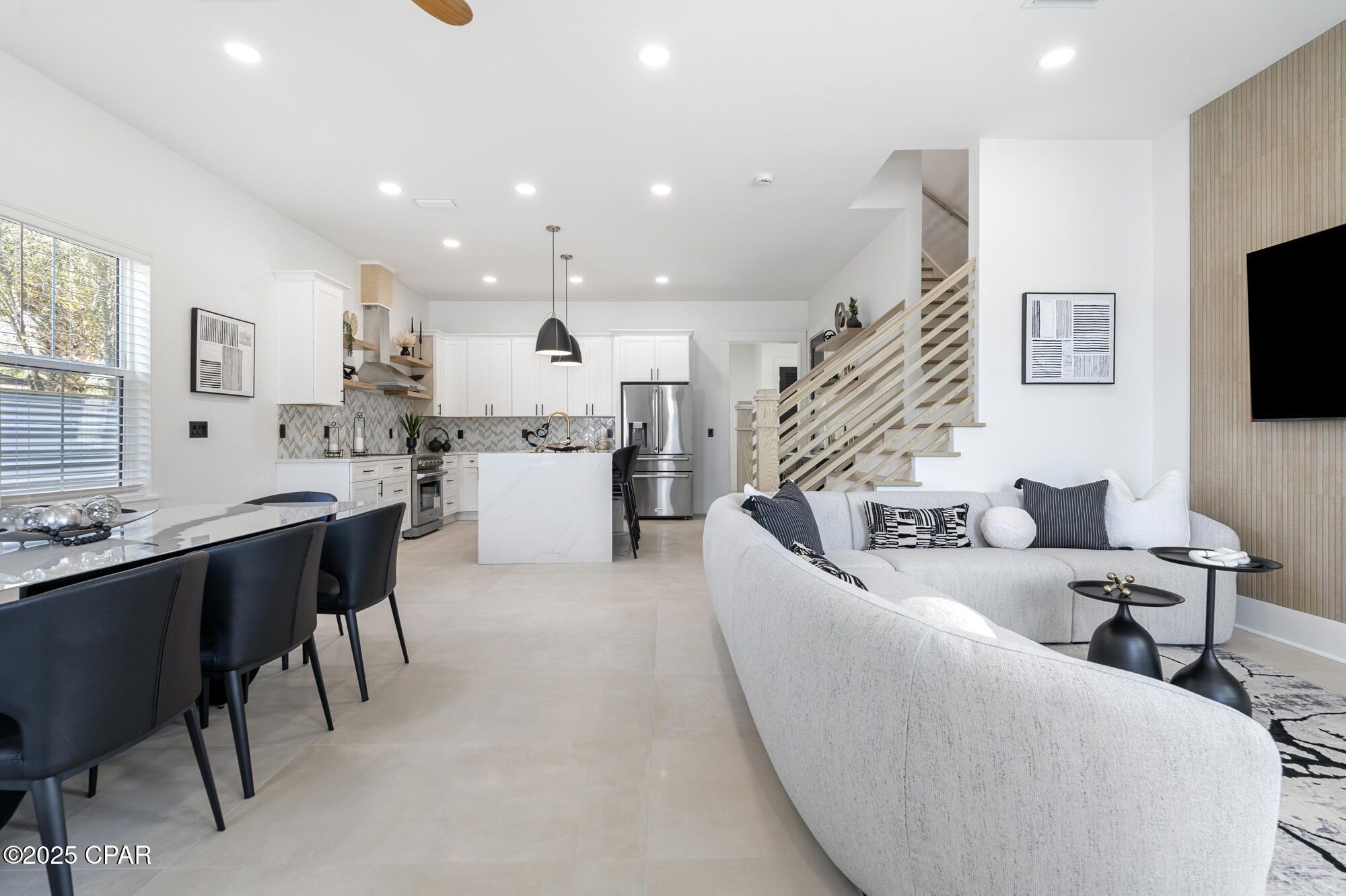 Image 6 For 21403 Sunset Avenue