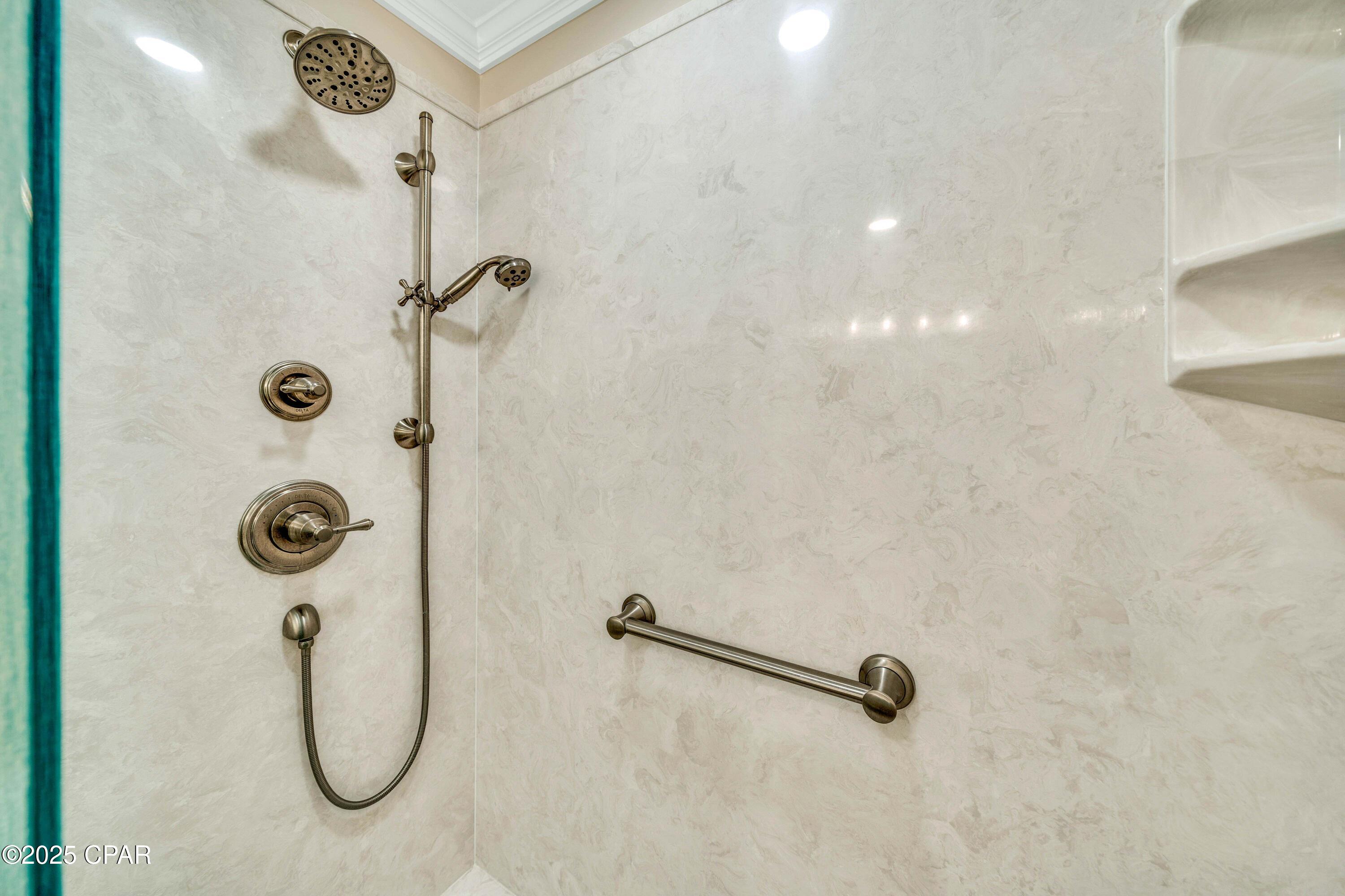 Image 16 For 11757 Front Beach Road L602