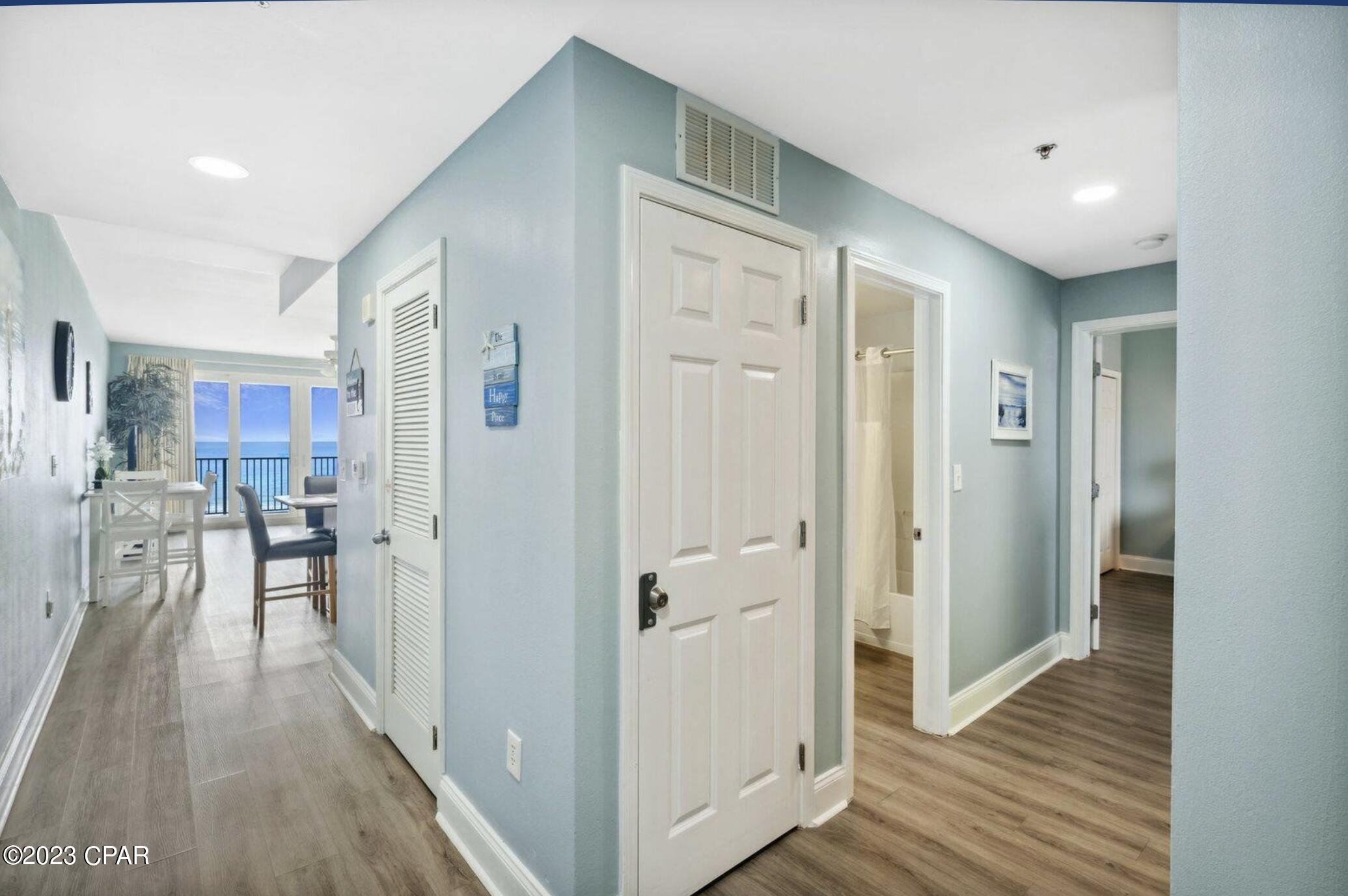 Image 6 For 9860 Thomas Drive 824