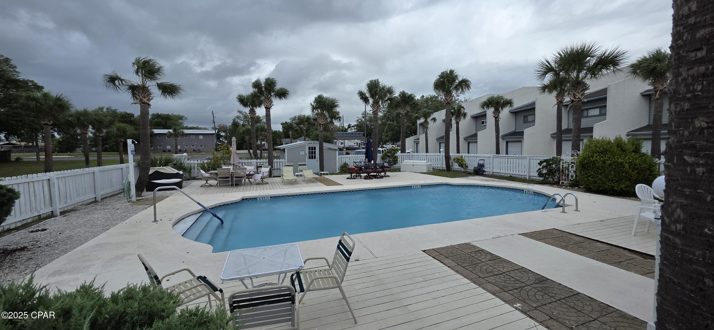 Image 4 For 6073 Highway 98